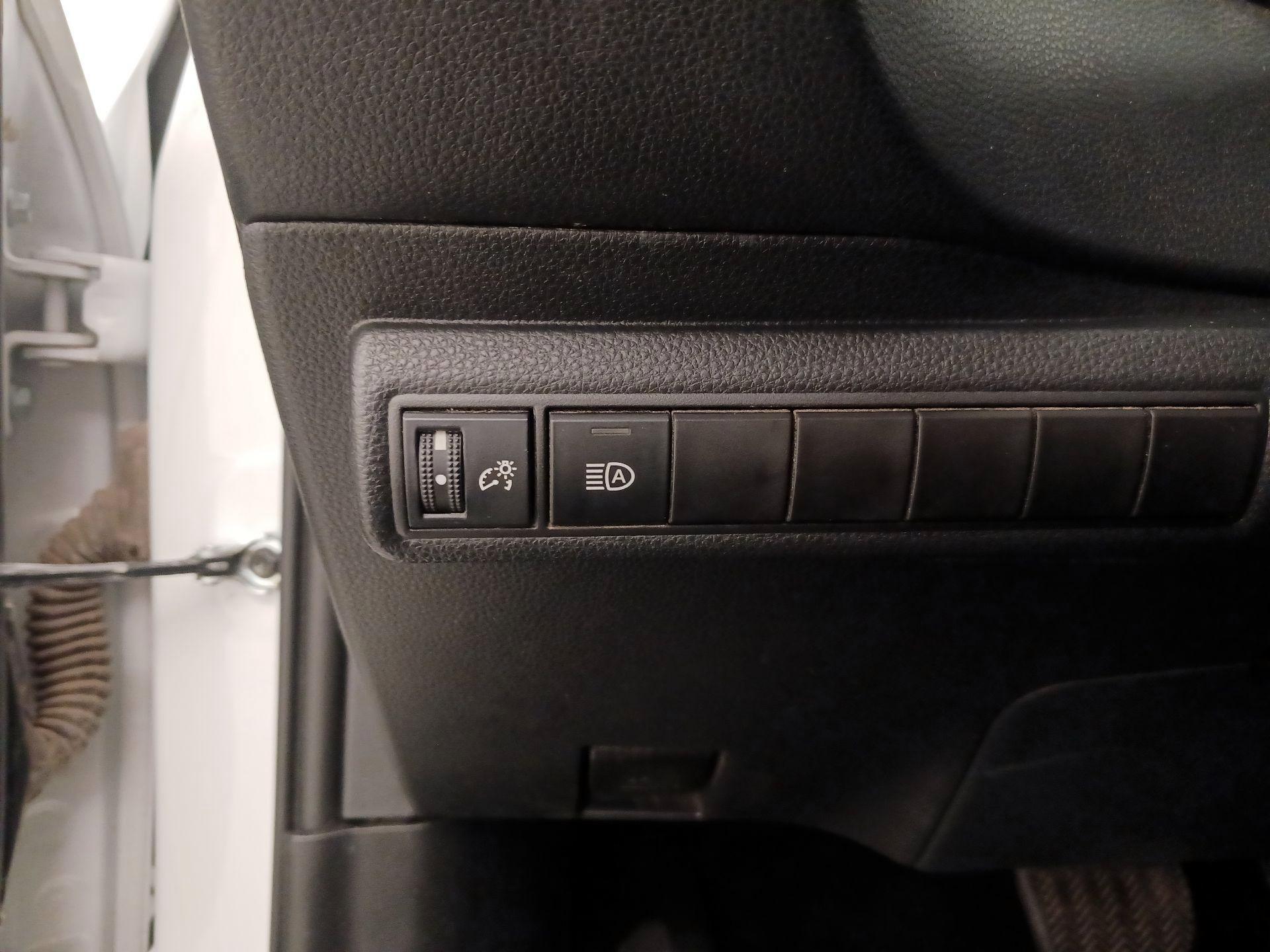 Thumbnail: 2023 Toyota Corolla - 13