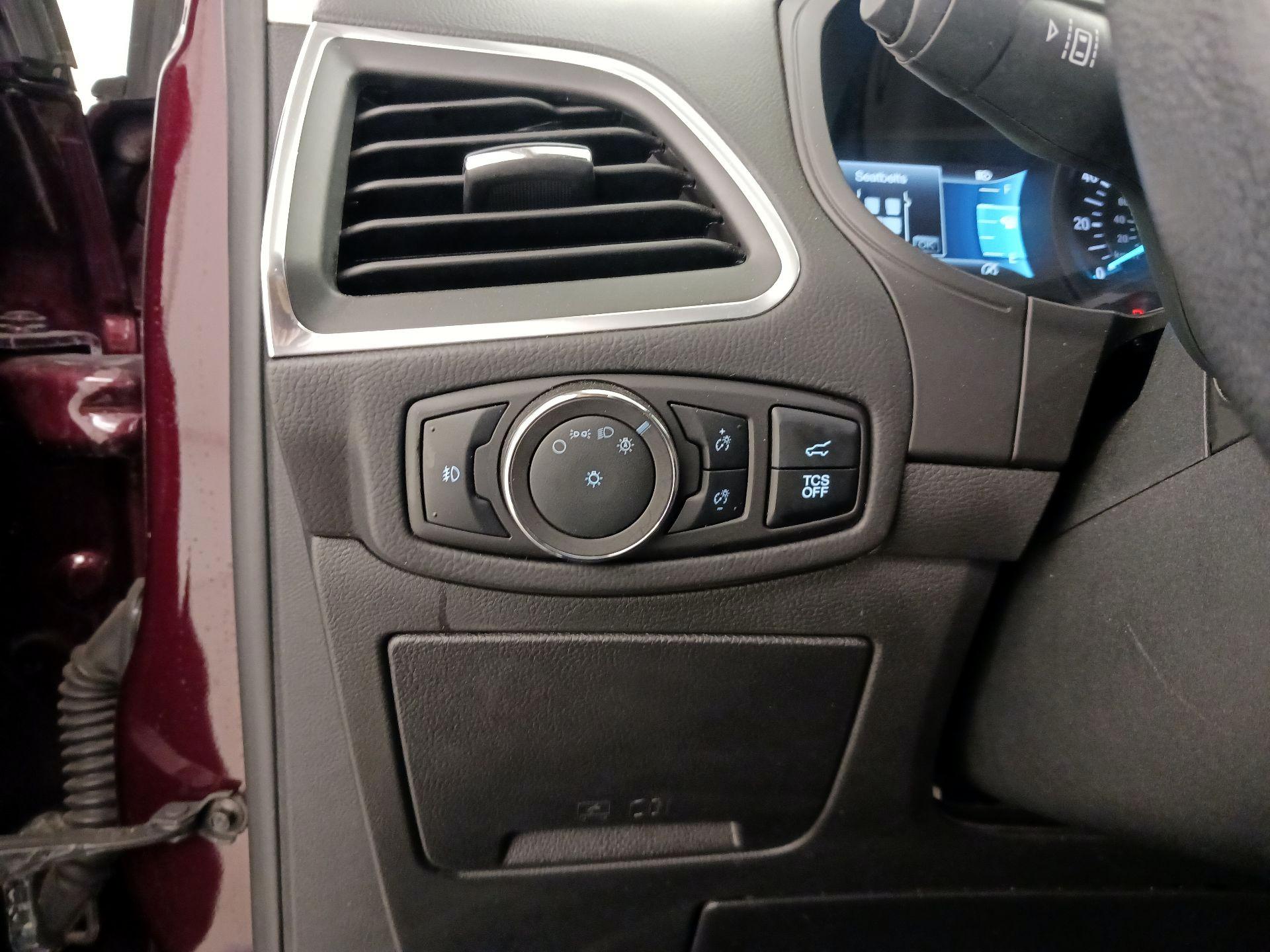 Thumbnail: 2024 Ford Edge - 13