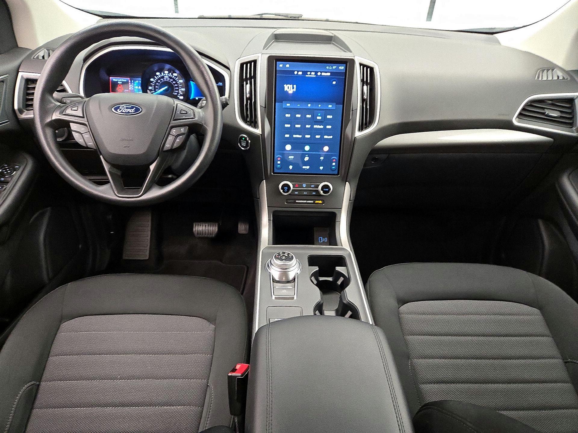 Thumbnail: 2021 Ford Edge - 9