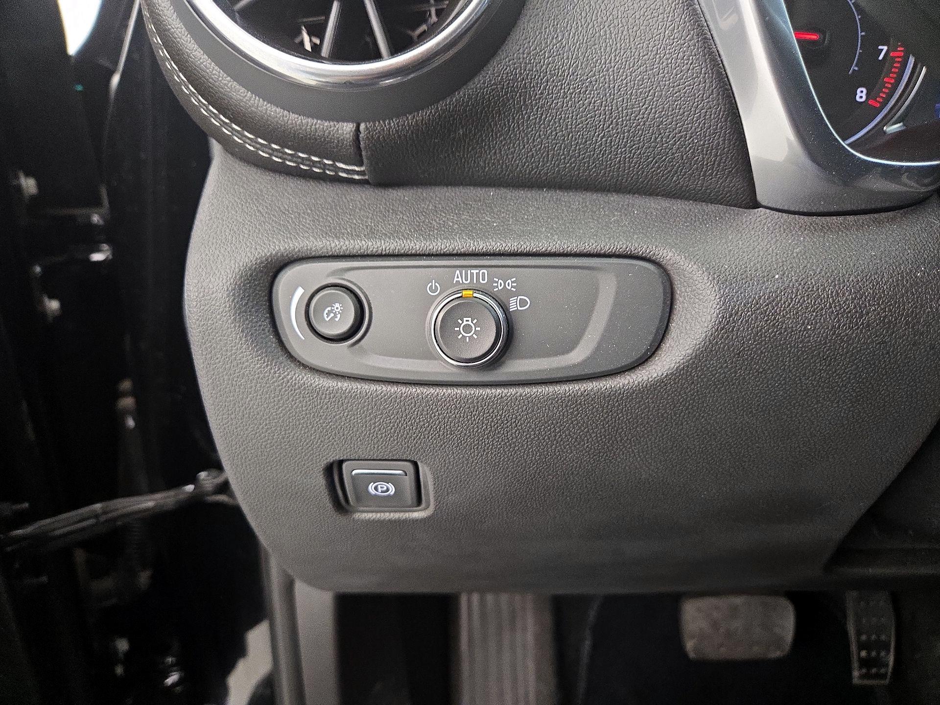 Thumbnail: 2023 Chevrolet Blazer - 13