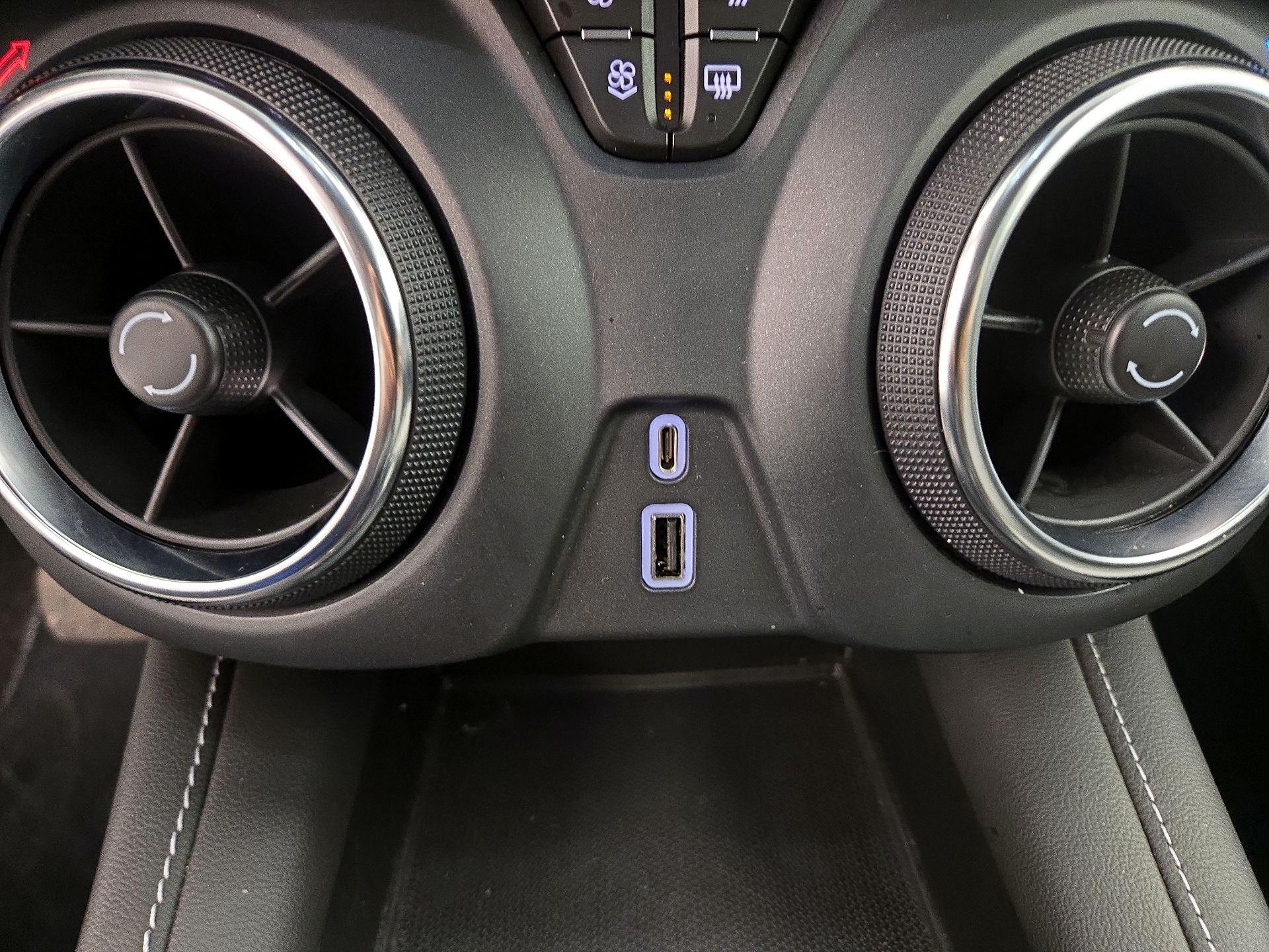 Thumbnail: 2023 Chevrolet Blazer - 18