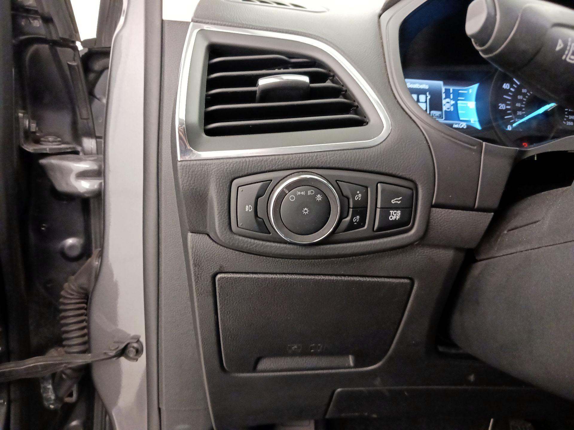 Thumbnail: 2024 Ford Edge - 13