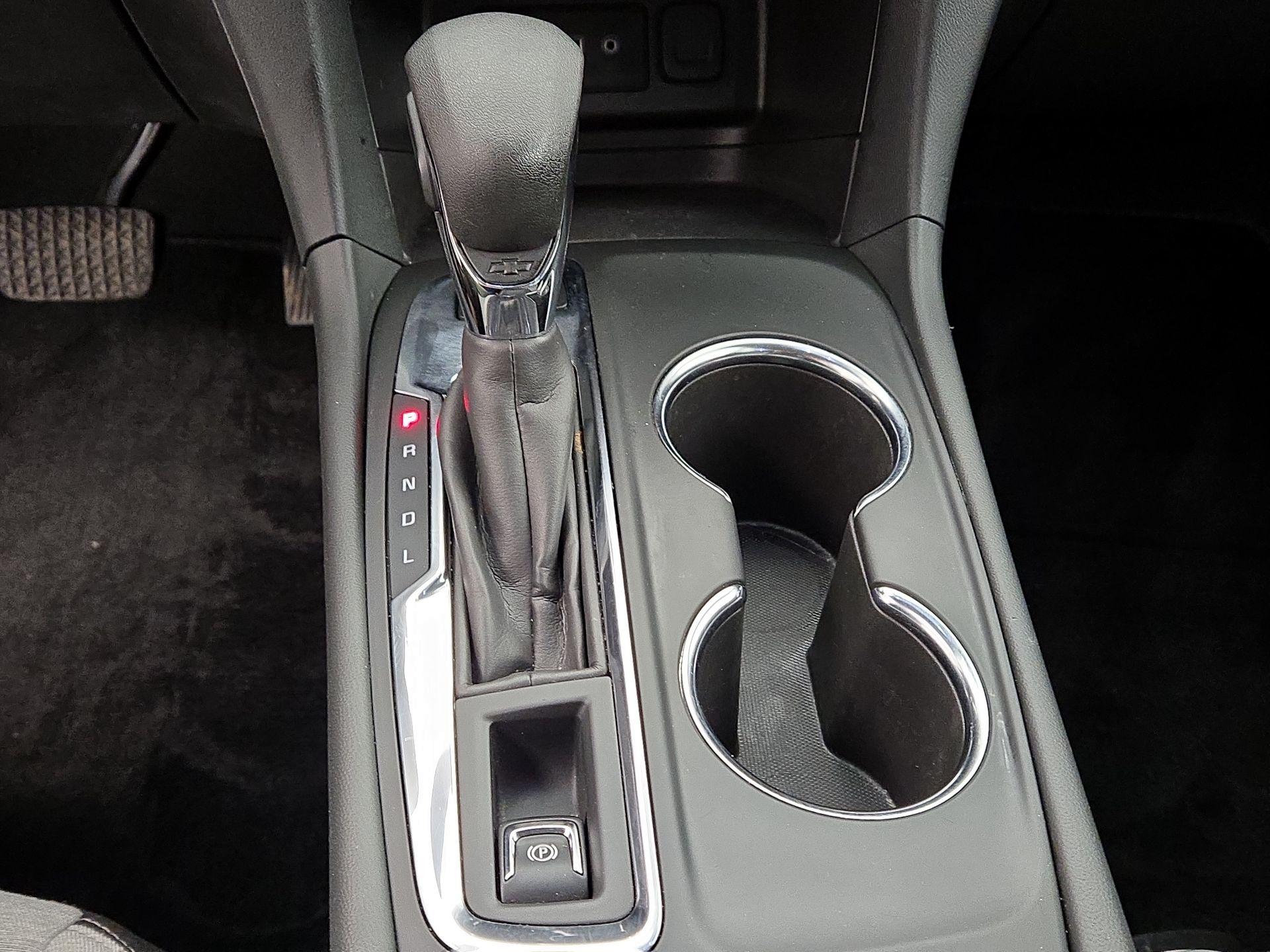 Thumbnail: 2022 Chevrolet Equinox - 17