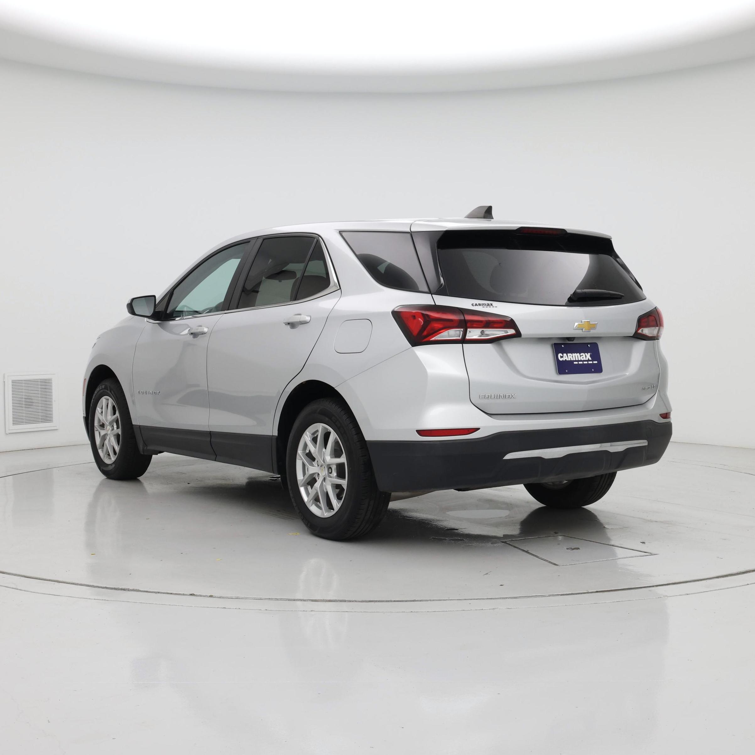 Thumbnail: 2022 Chevrolet Equinox - 2