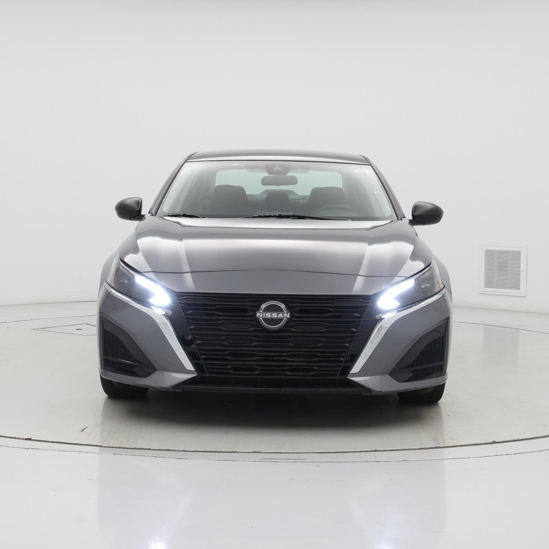 Thumbnail: 2024 Nissan Altima - 5