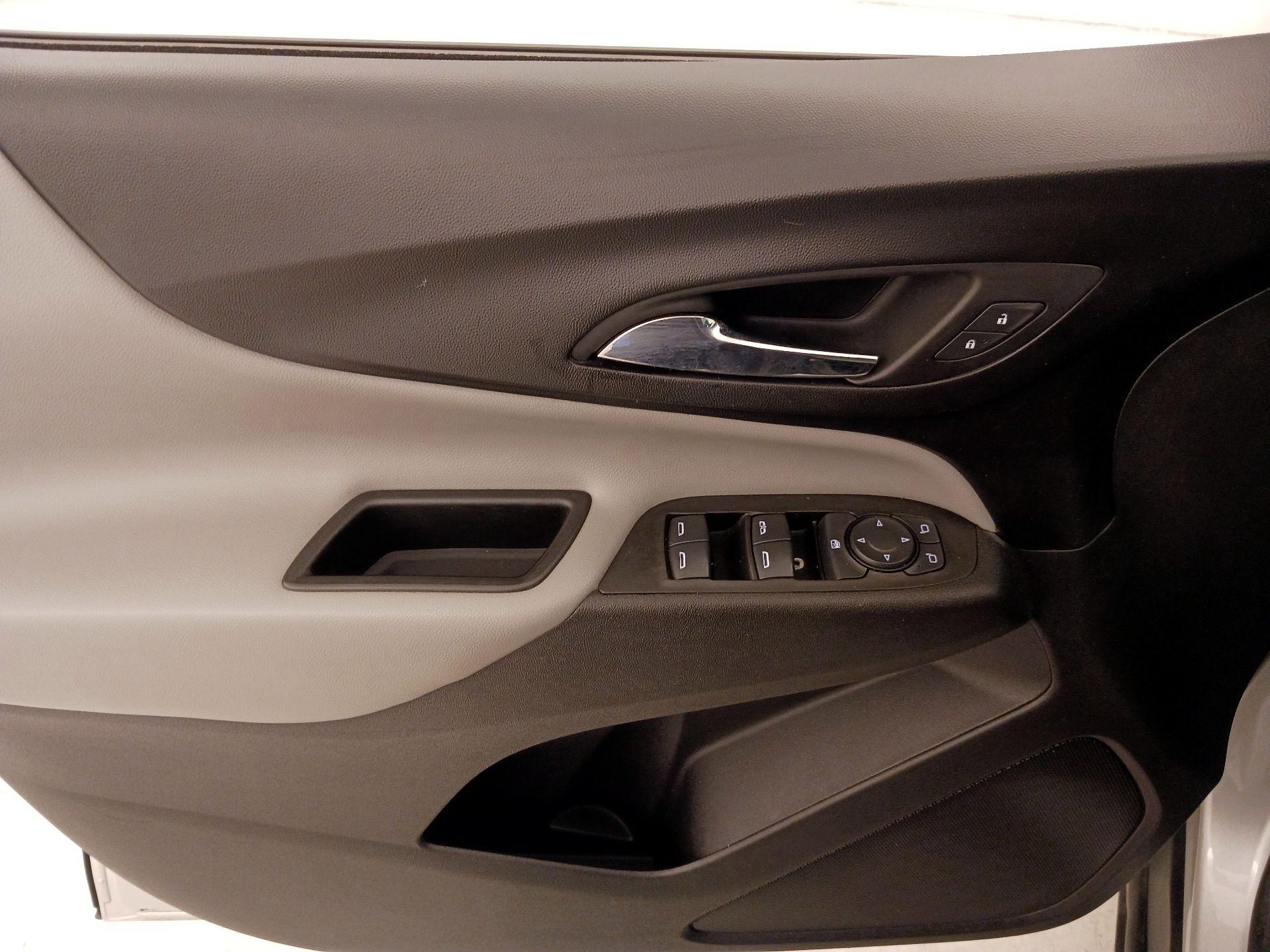 Thumbnail: 2020 Chevrolet Equinox - 12