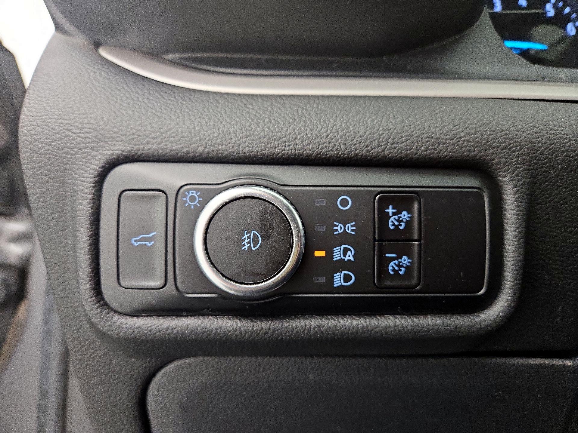 Thumbnail: 2023 Ford Explorer - 13