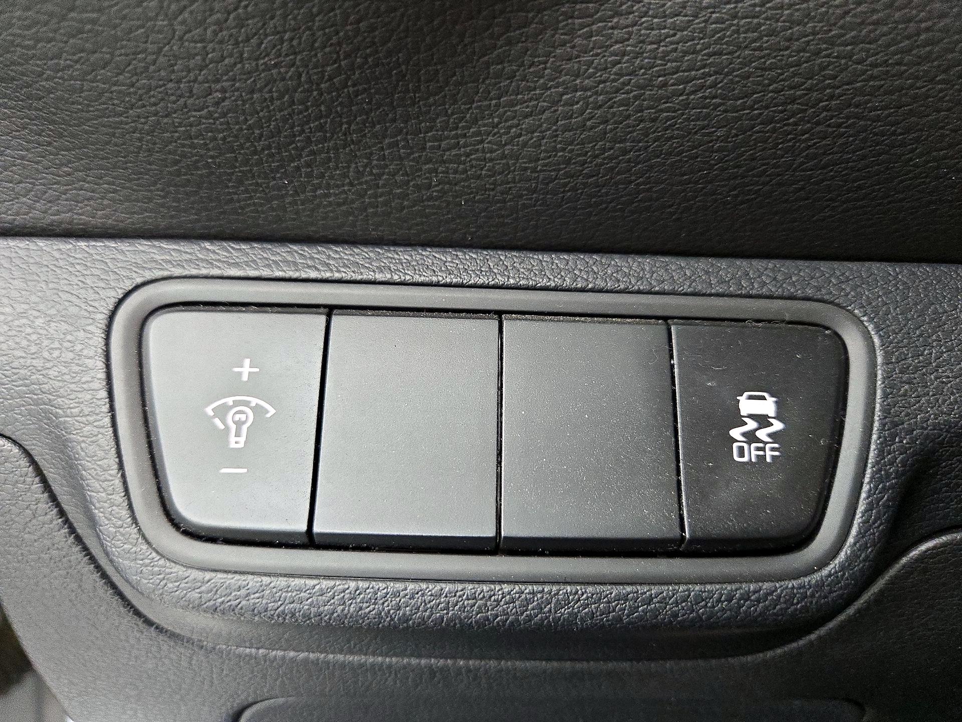 Thumbnail: 2024 Kia Forte - 13