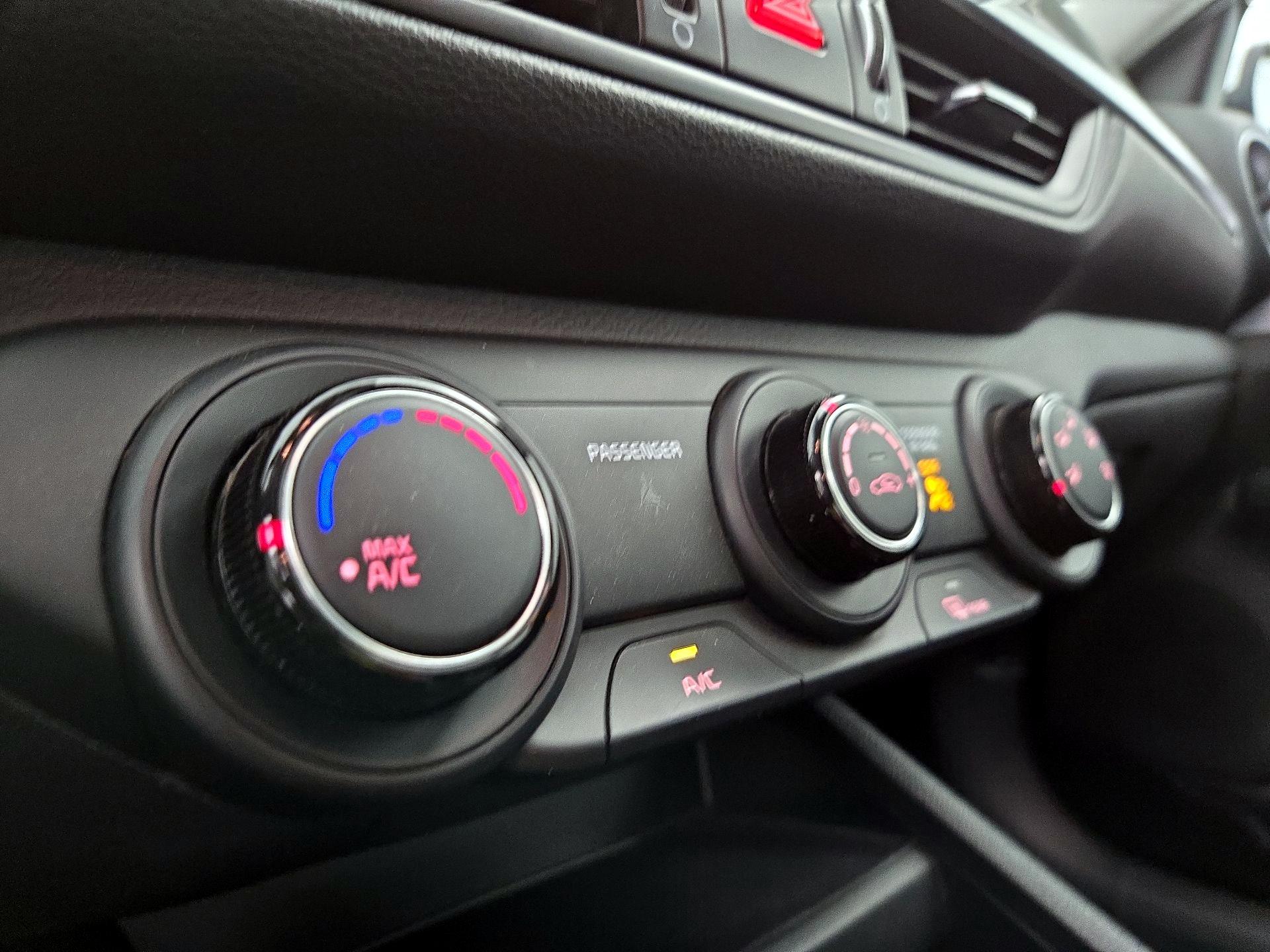 Thumbnail: 2024 Kia Forte - 16