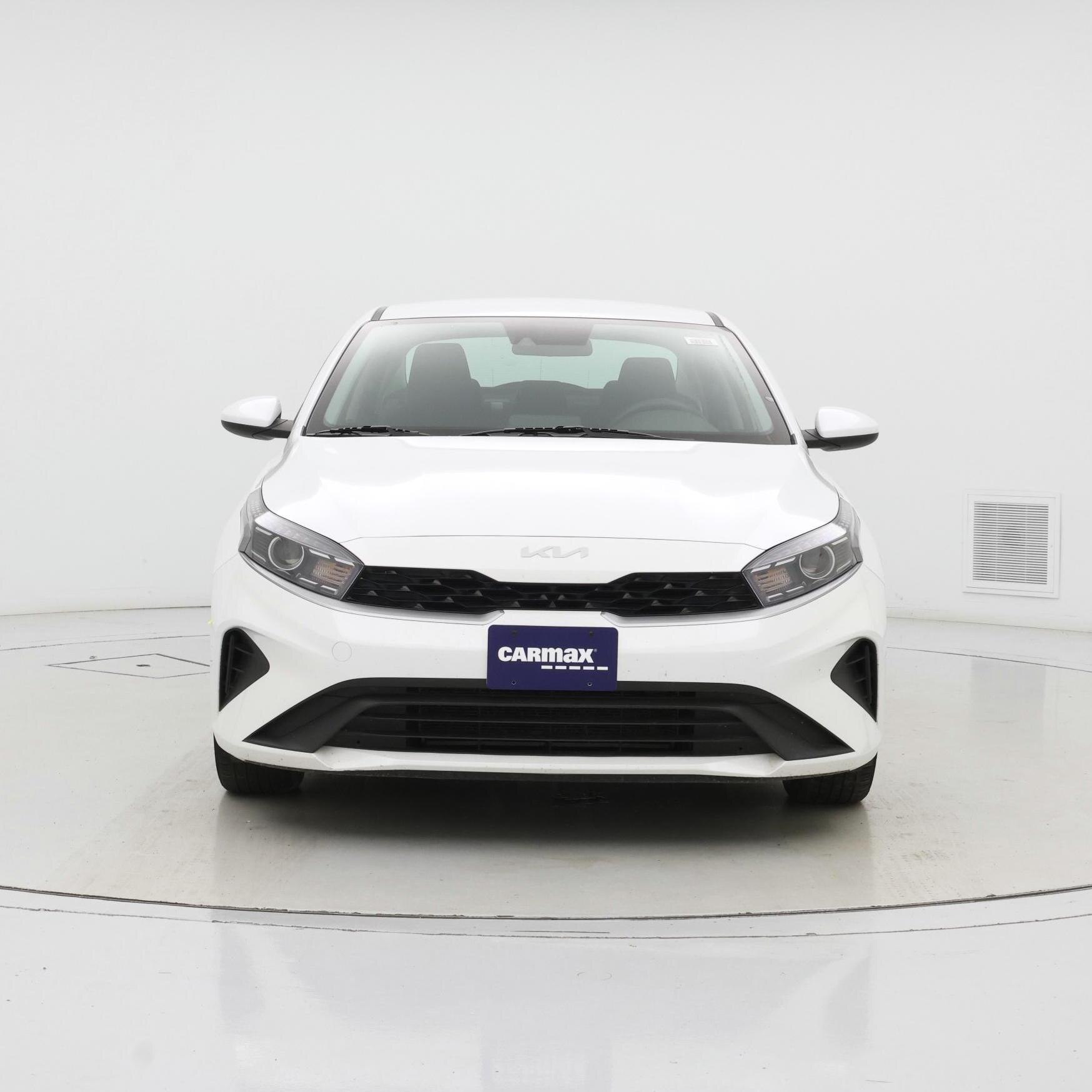 Thumbnail: 2024 Kia Forte - 5