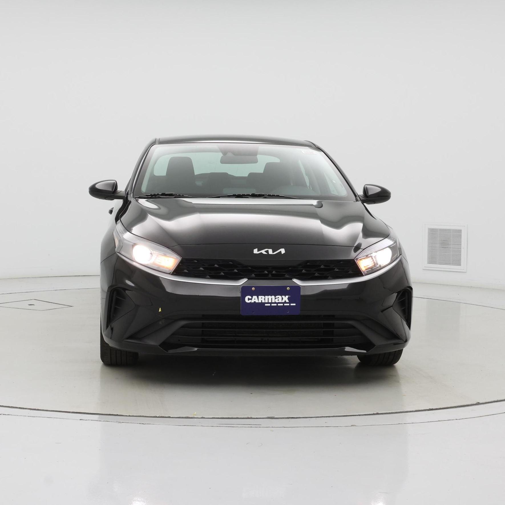 Thumbnail: 2024 Kia Forte - 5