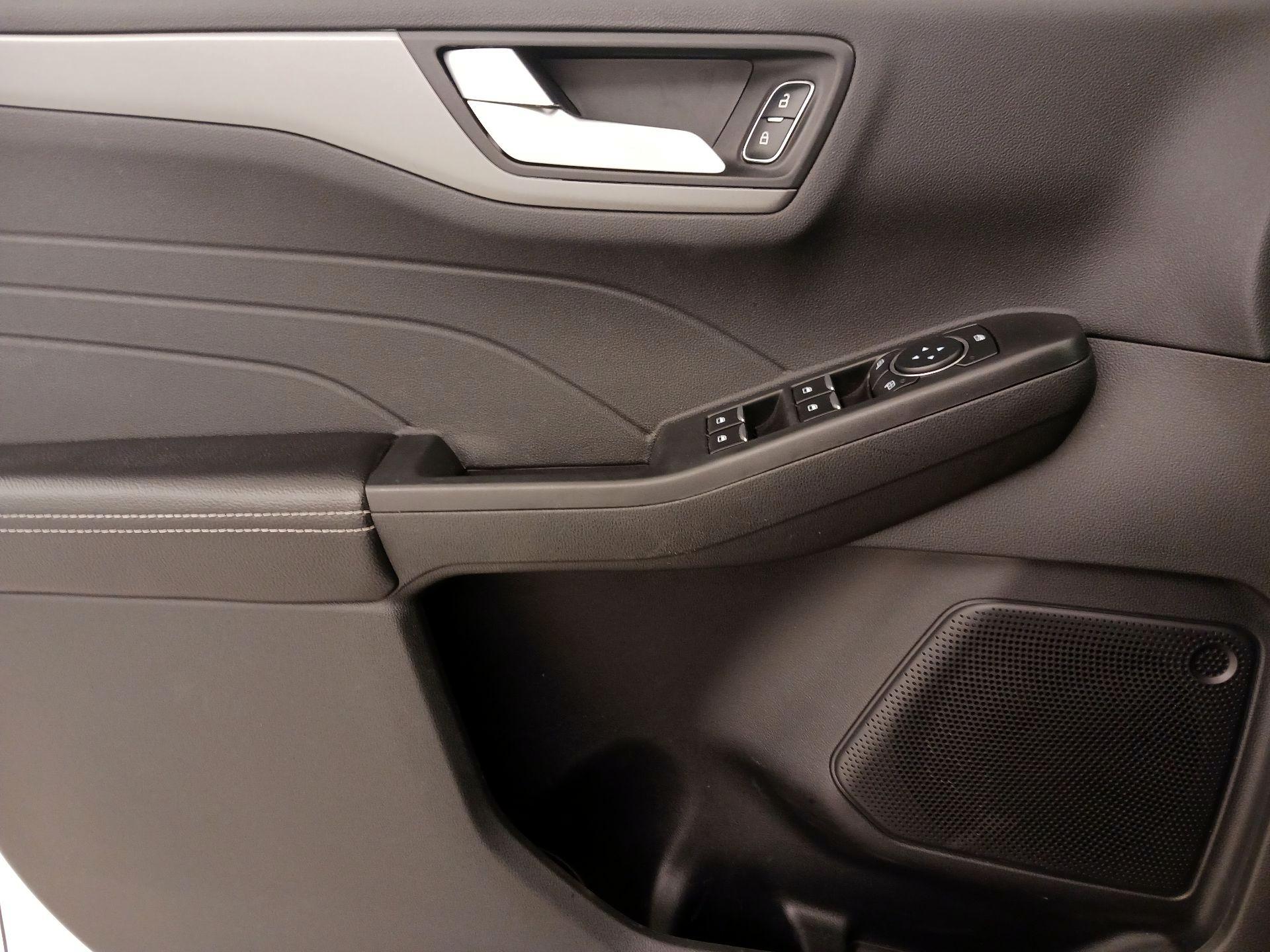 Thumbnail: 2023 Ford Escape - 12