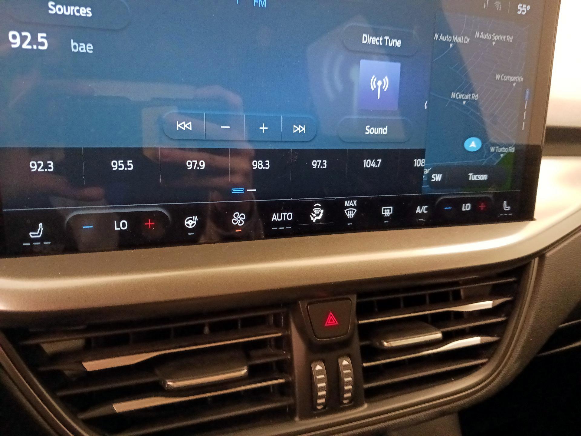 Thumbnail: 2023 Ford Escape - 17