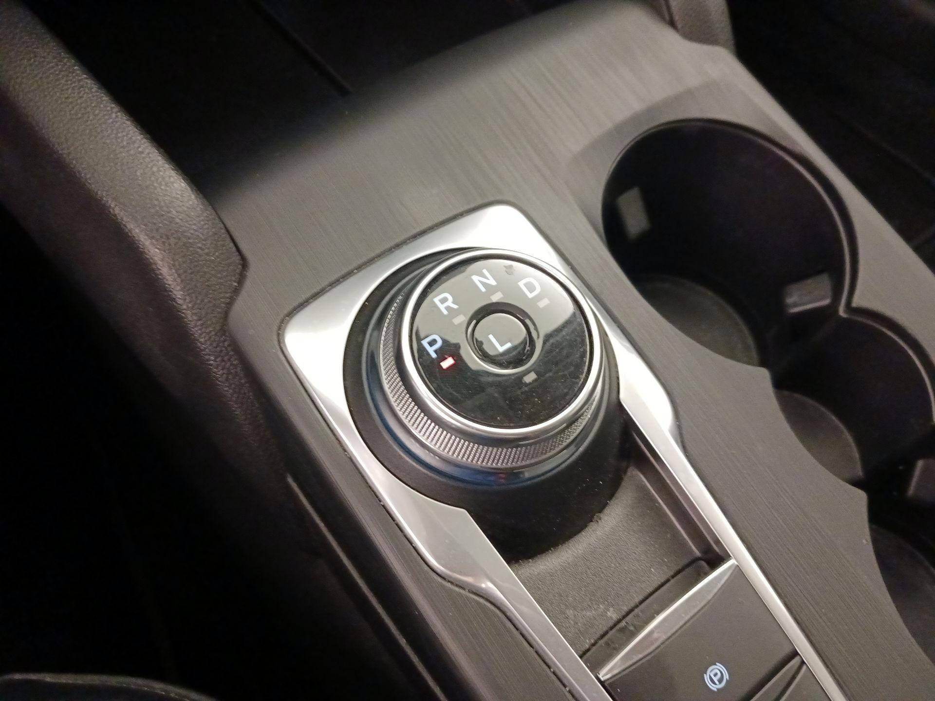 Thumbnail: 2023 Ford Escape - 18