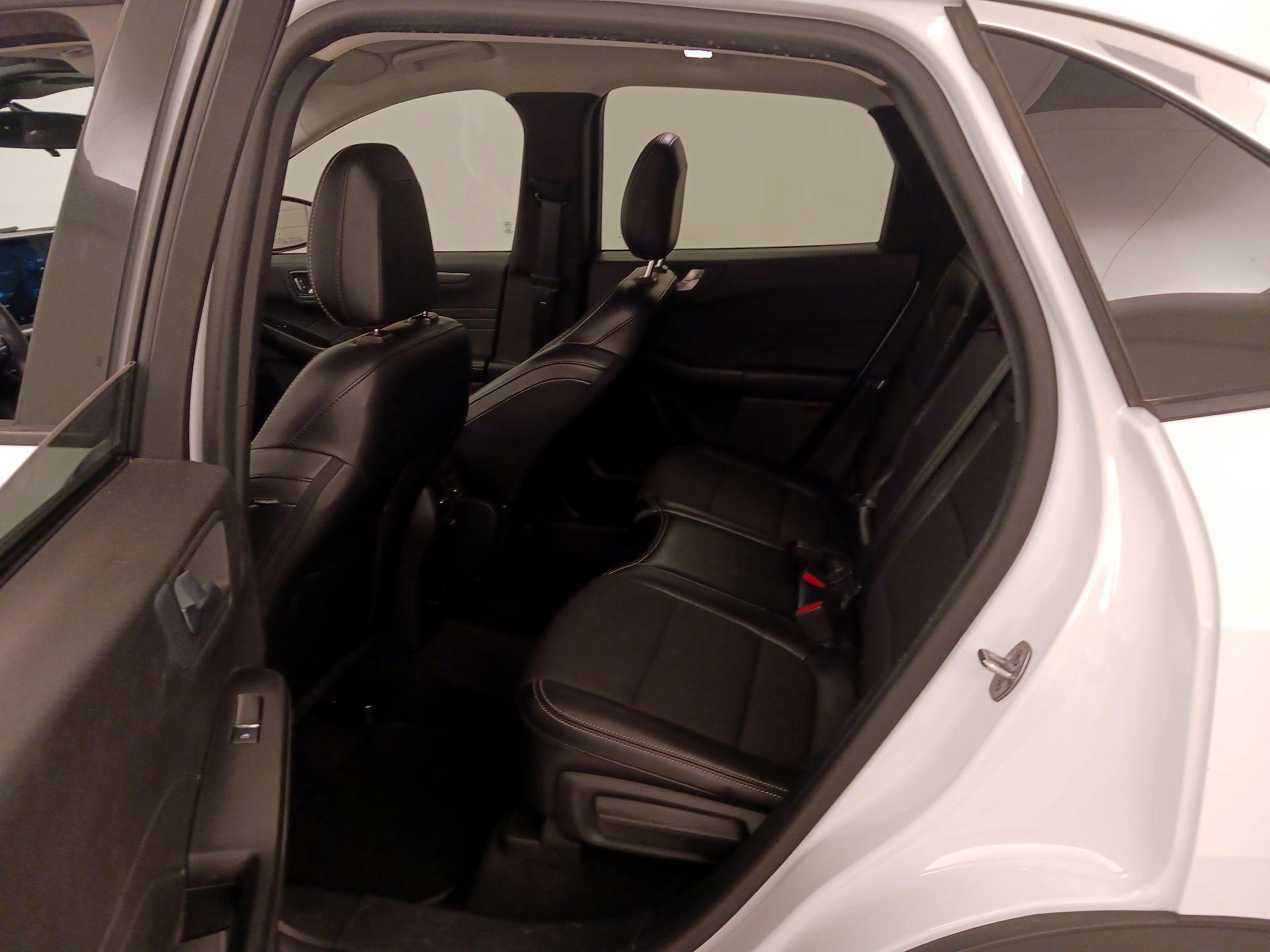 Thumbnail: 2023 Ford Escape - 20