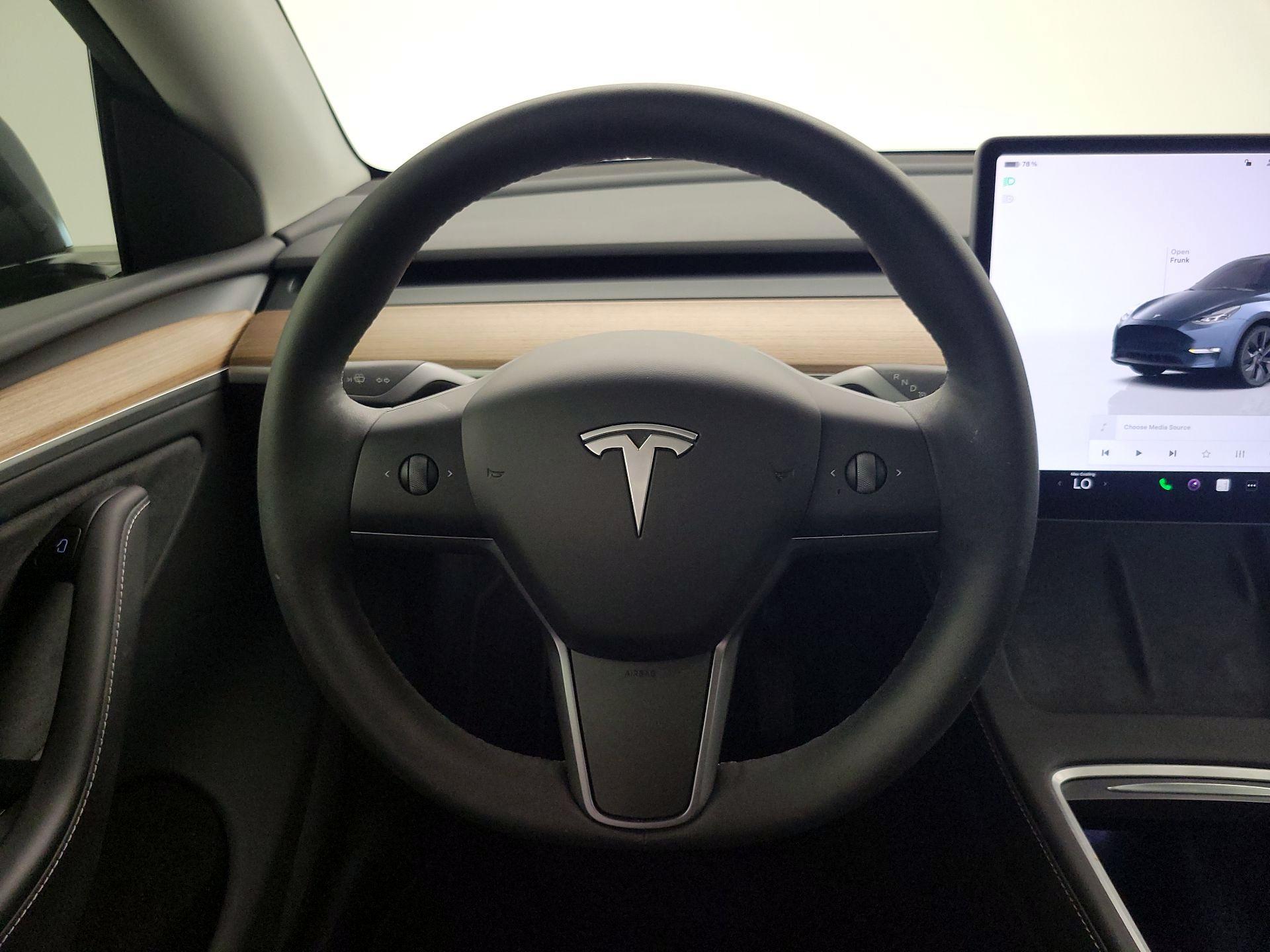 Thumbnail: 2025 Tesla Model Y - 10