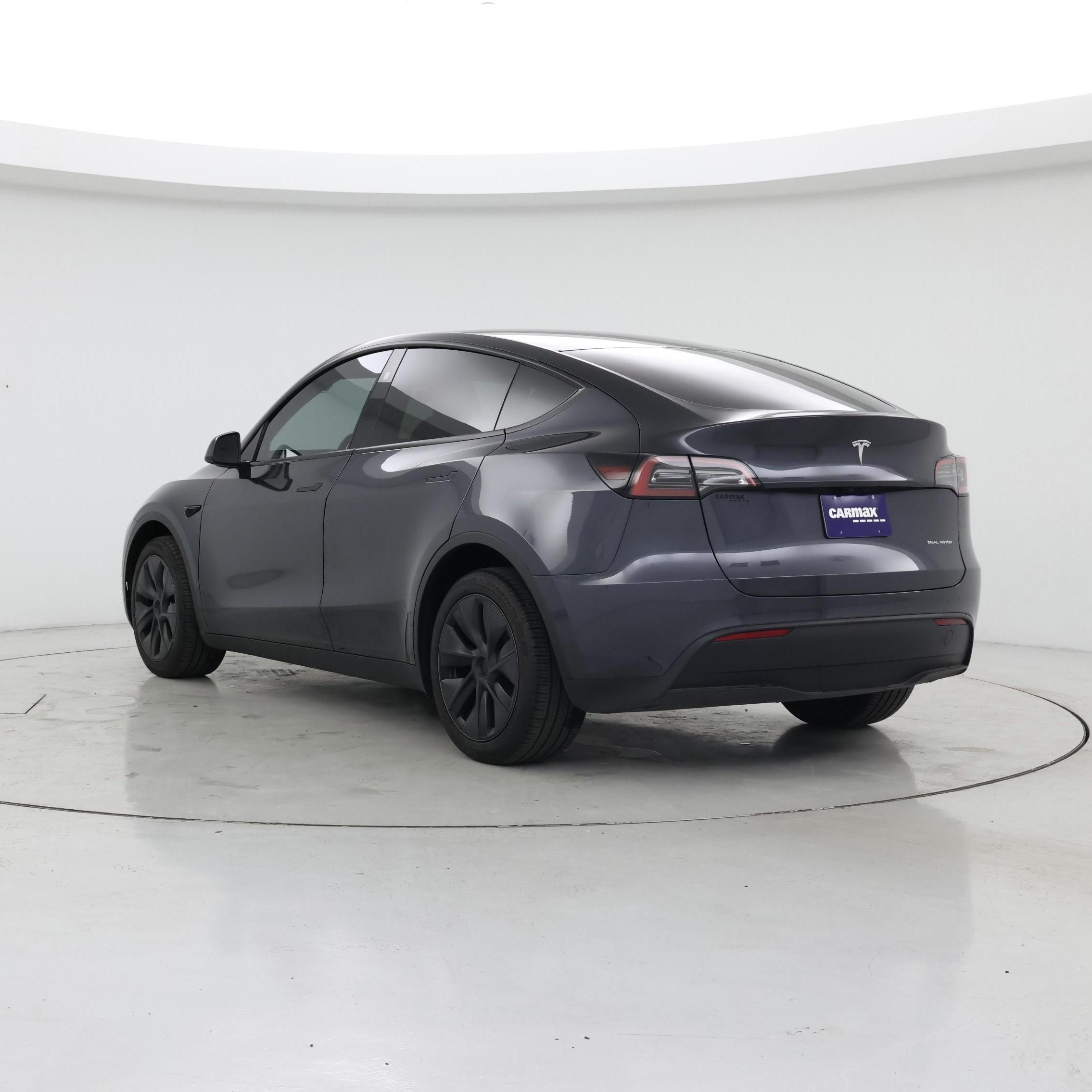 Thumbnail: 2025 Tesla Model Y - 2