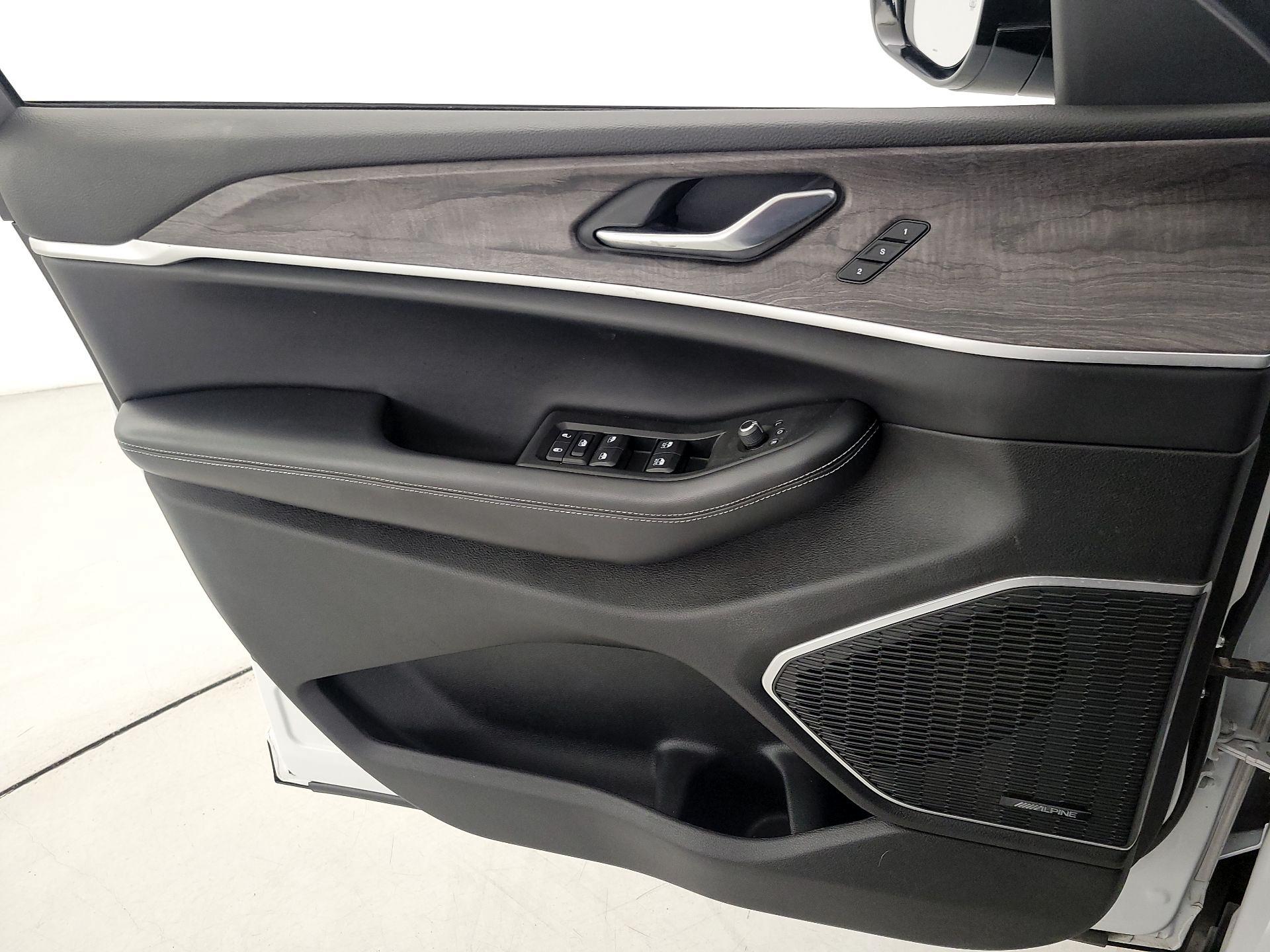 Thumbnail: 2021 Jeep Grand Cherokee L - 12