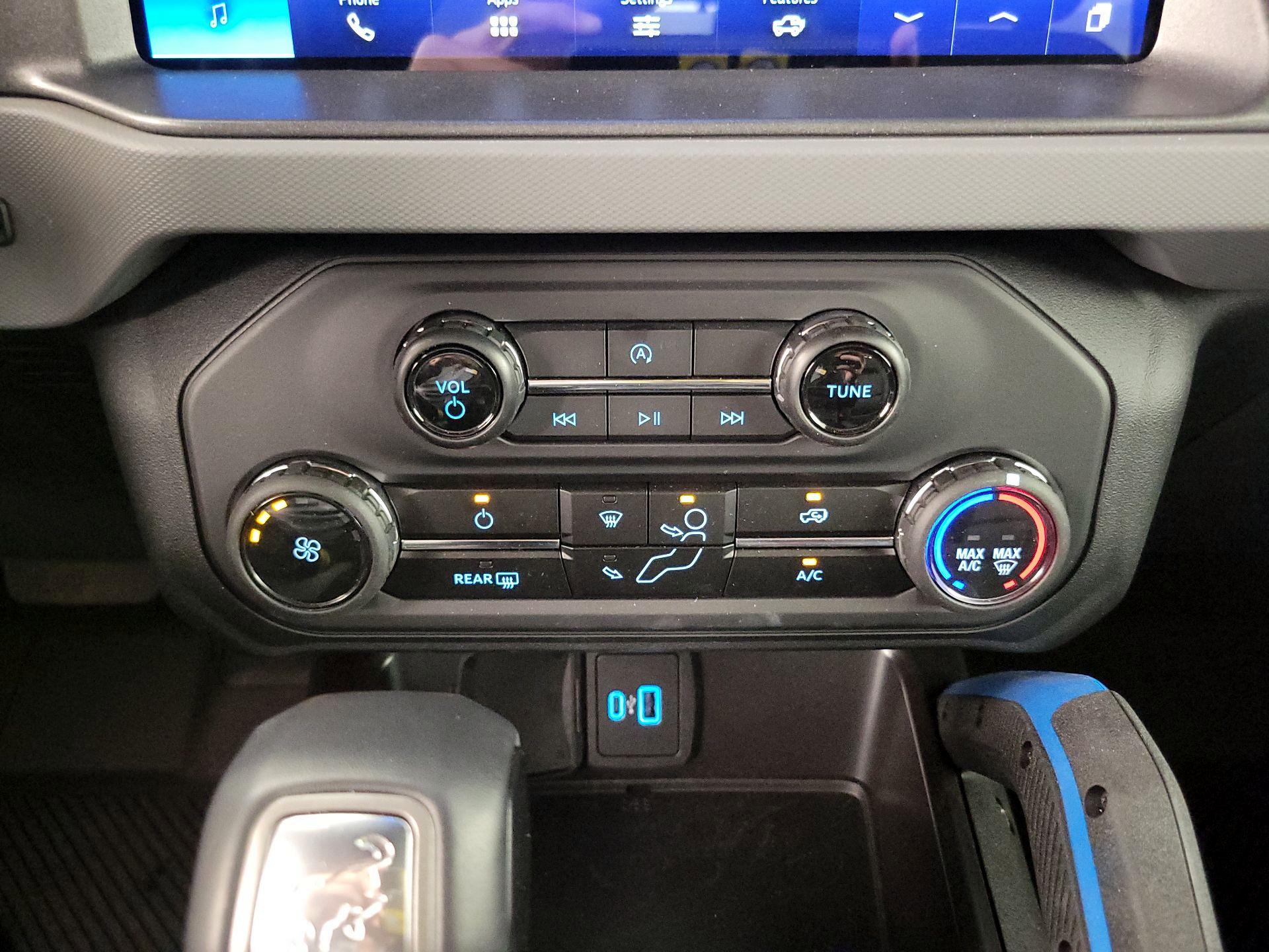 Thumbnail: 2024 Ford Bronco - 16