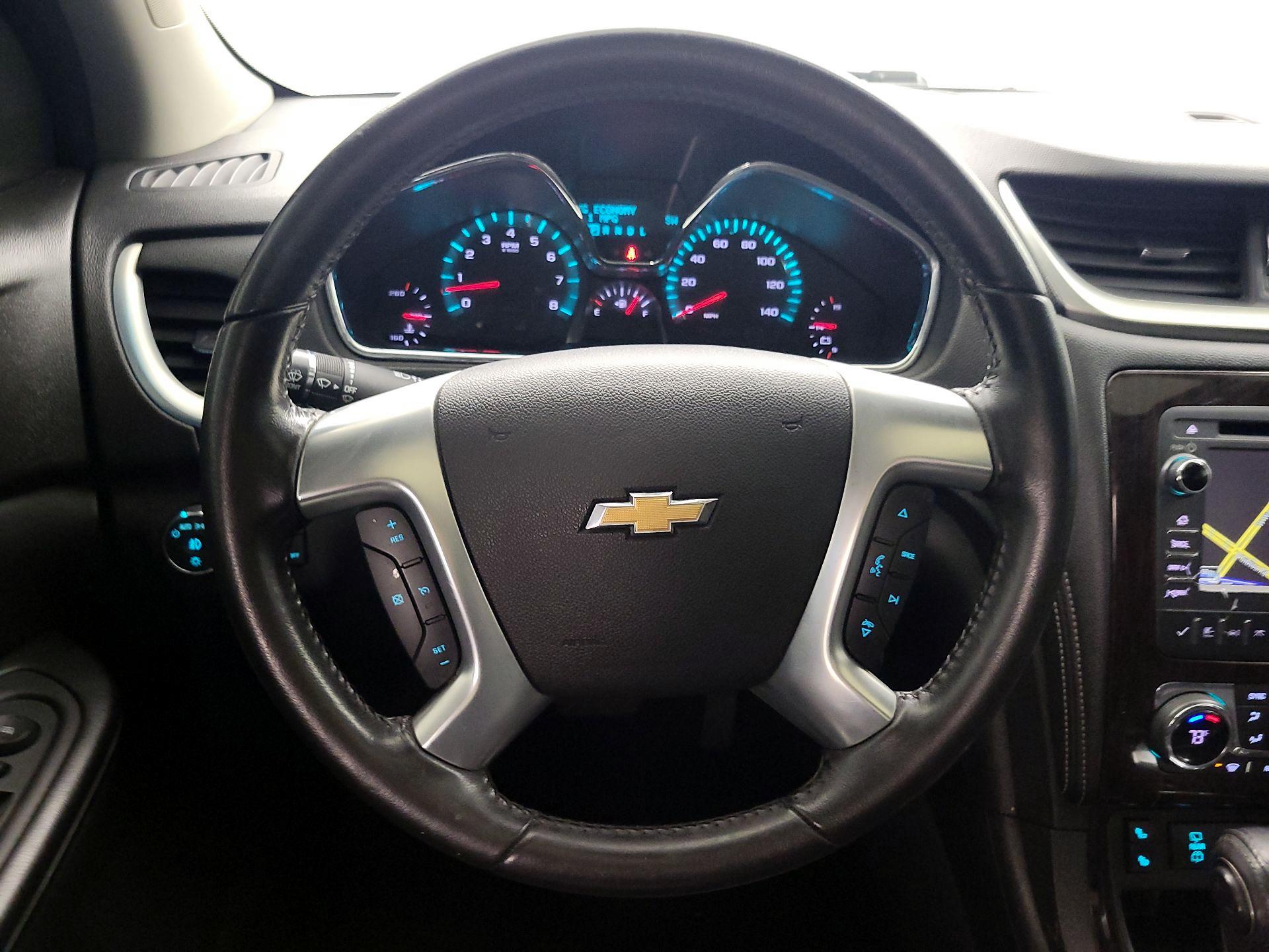 Thumbnail: 2015 Chevrolet Traverse - 10