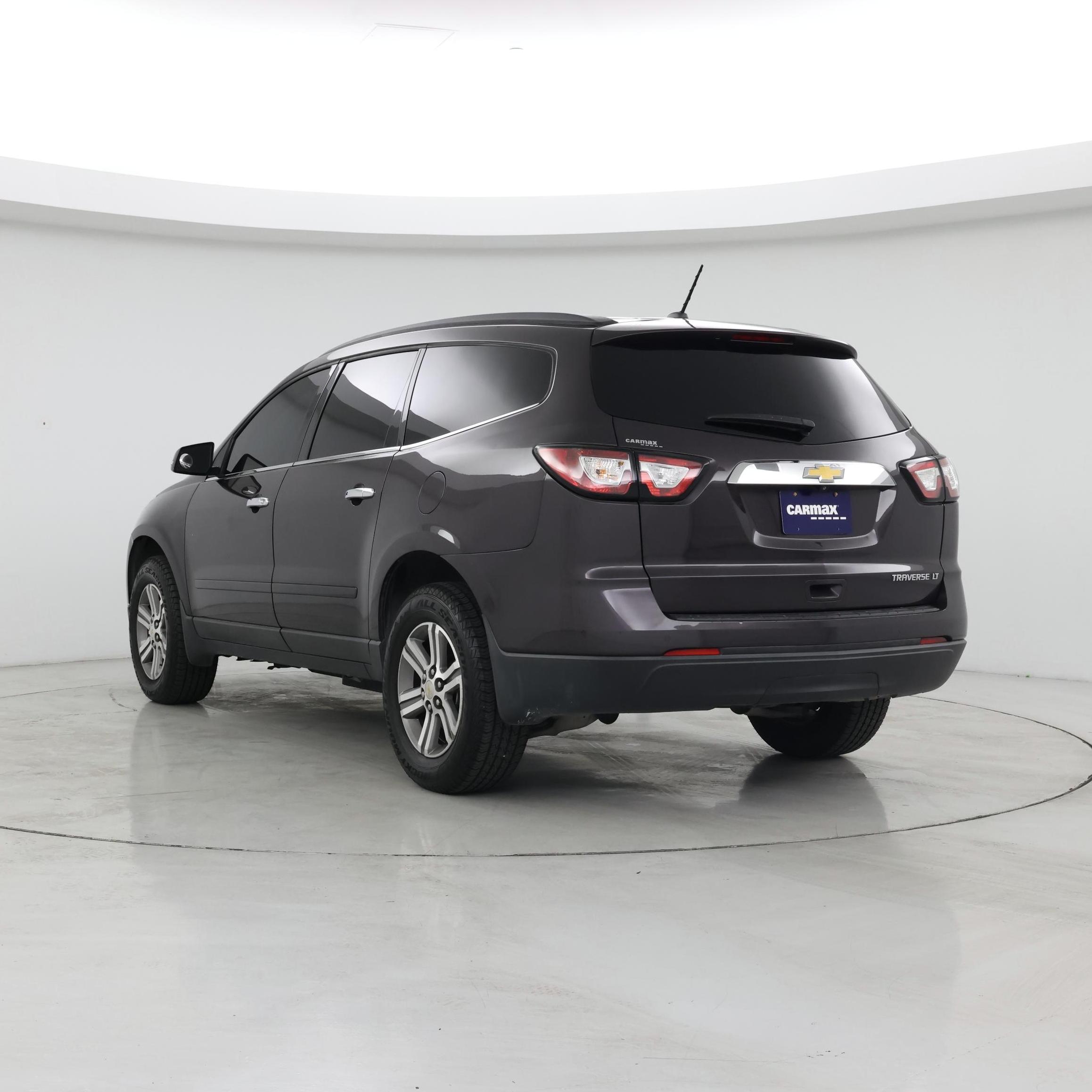 Thumbnail: 2015 Chevrolet Traverse - 2