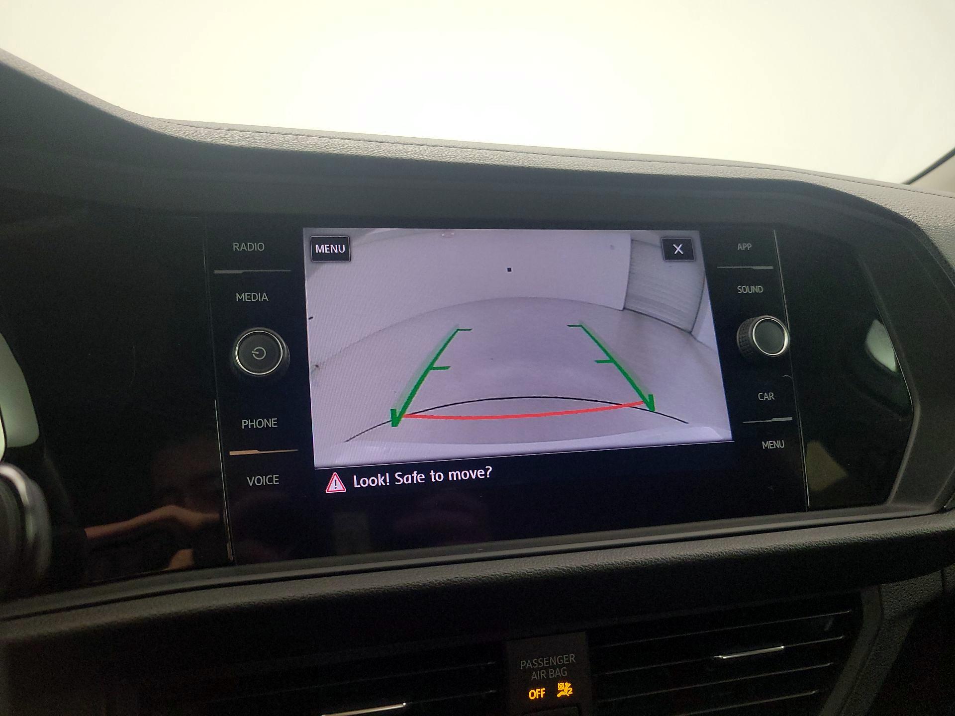 Thumbnail: 2019 Volkswagen Jetta - 14