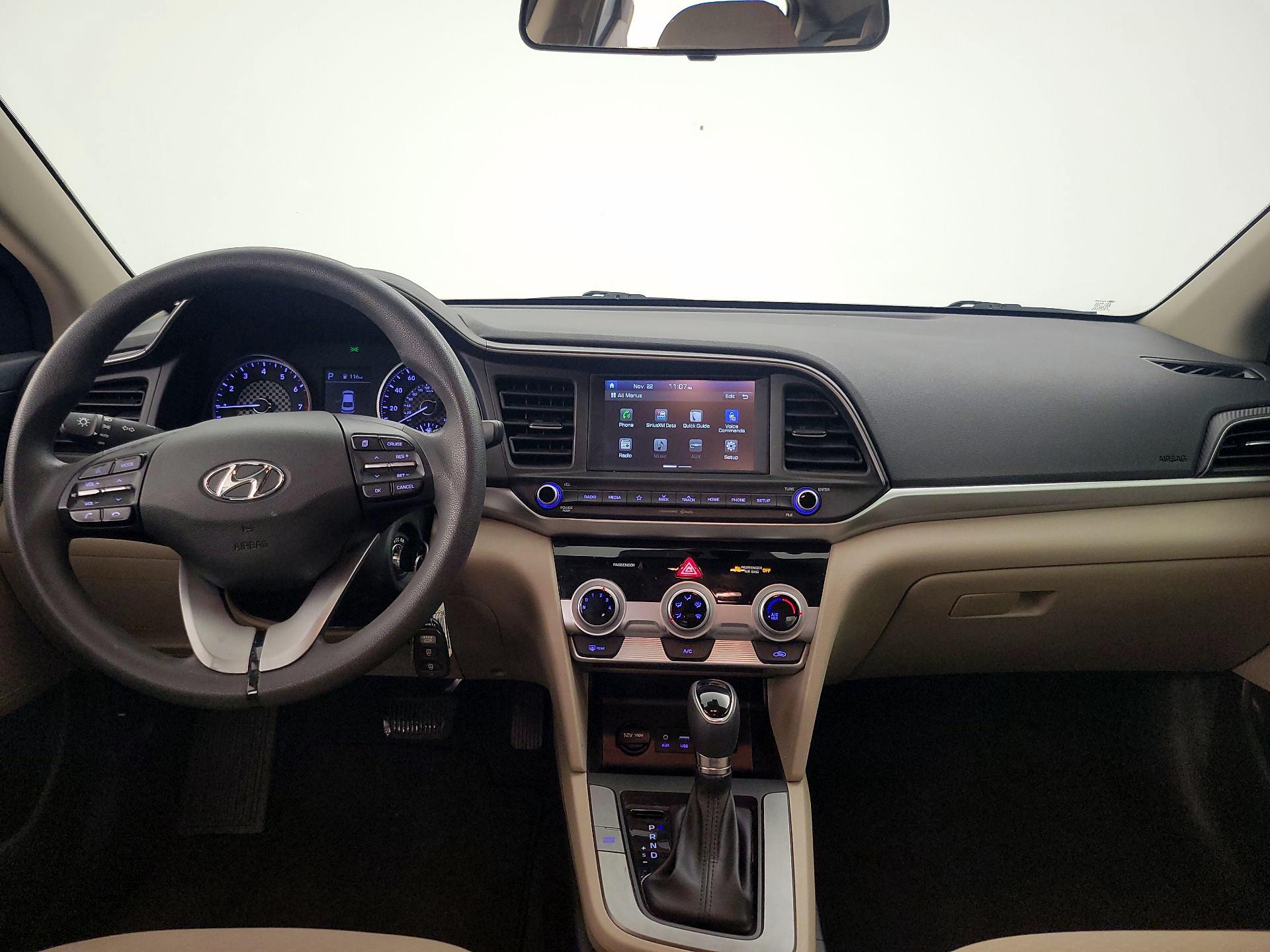 Thumbnail: 2019 Hyundai Elantra - 9