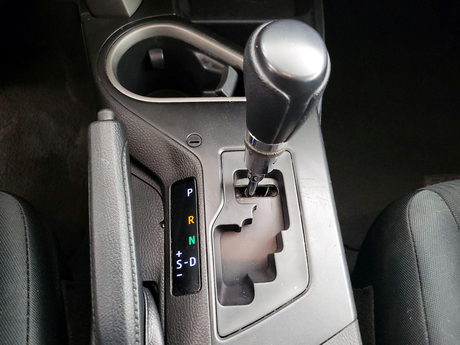 Thumbnail: 2016 Toyota RAV4 - 17