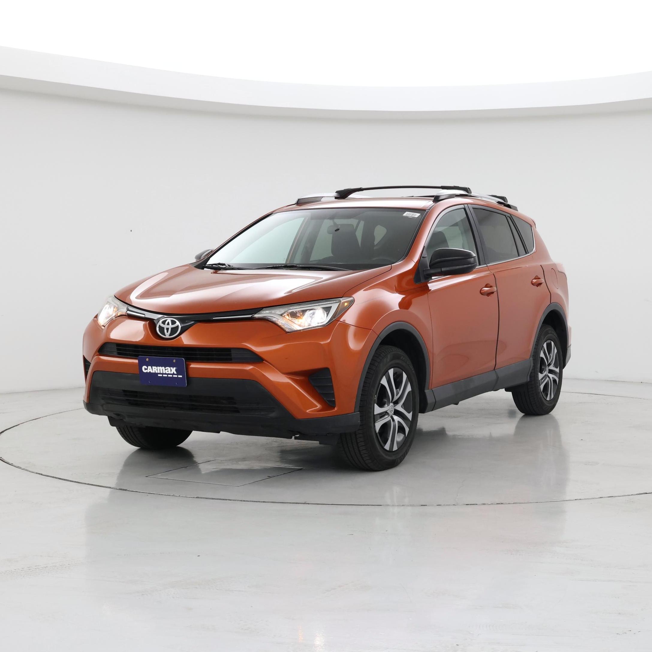 Thumbnail: 2016 Toyota RAV4 - 4