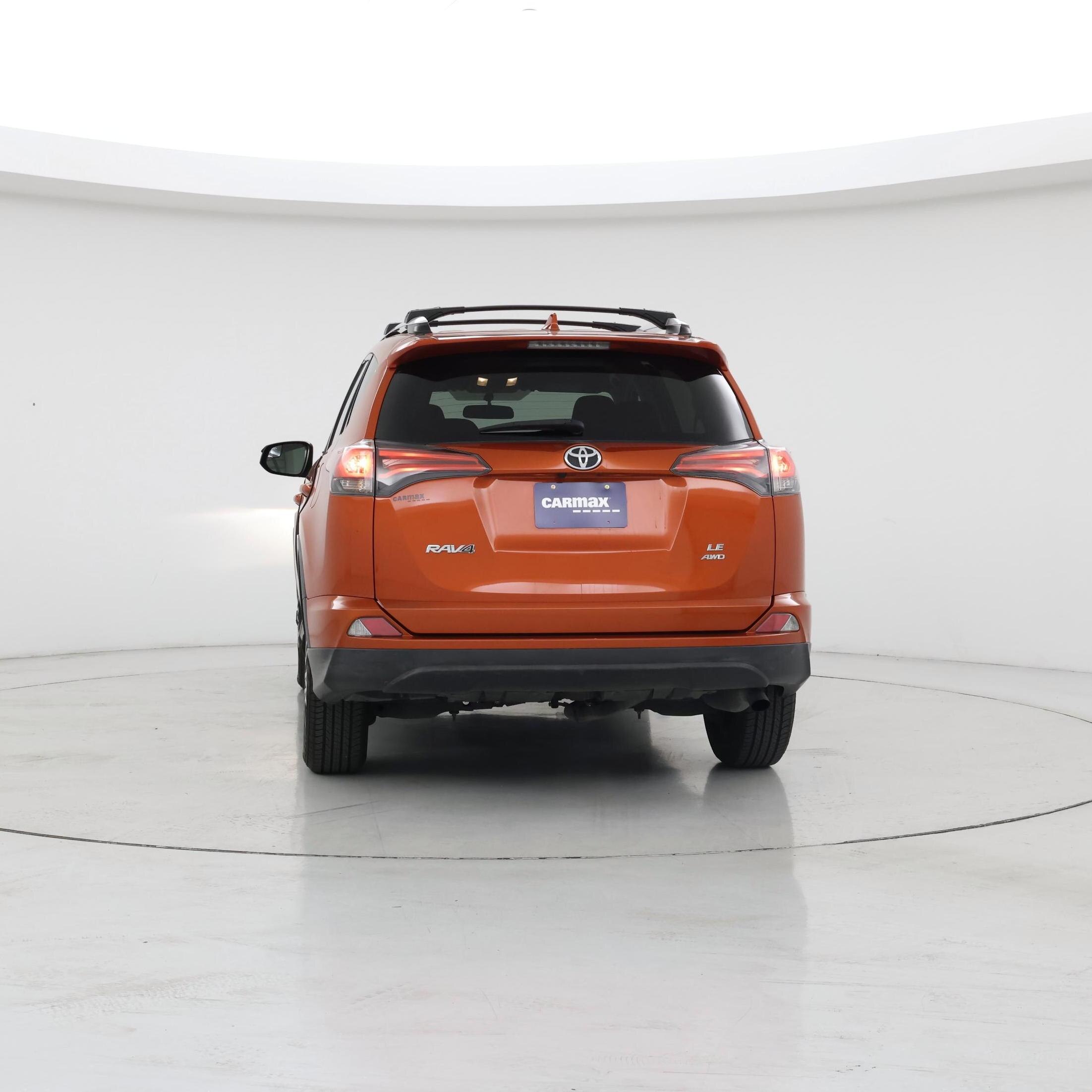 Thumbnail: 2016 Toyota RAV4 - 6