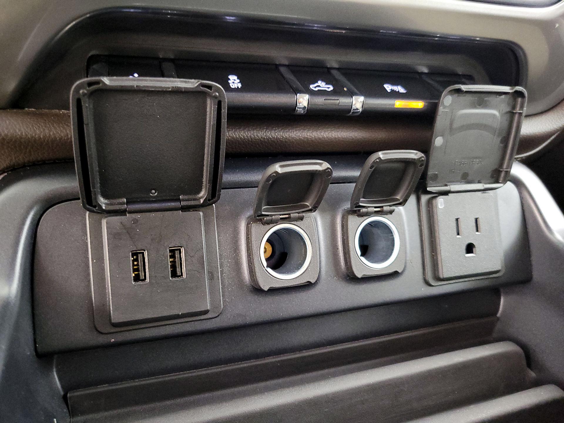 Thumbnail: 2018 Chevrolet Silverado 1500 - 19