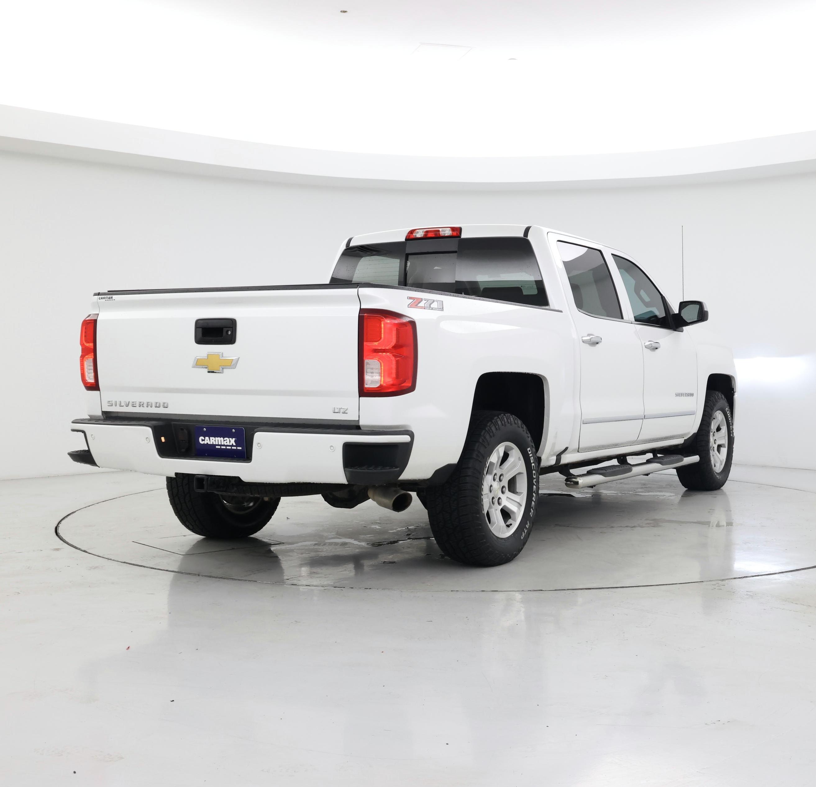 Thumbnail: 2018 Chevrolet Silverado 1500 - 8