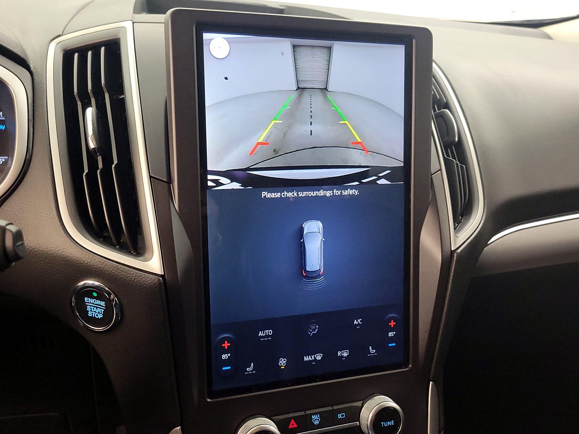 Thumbnail: 2021 Ford Edge - 15