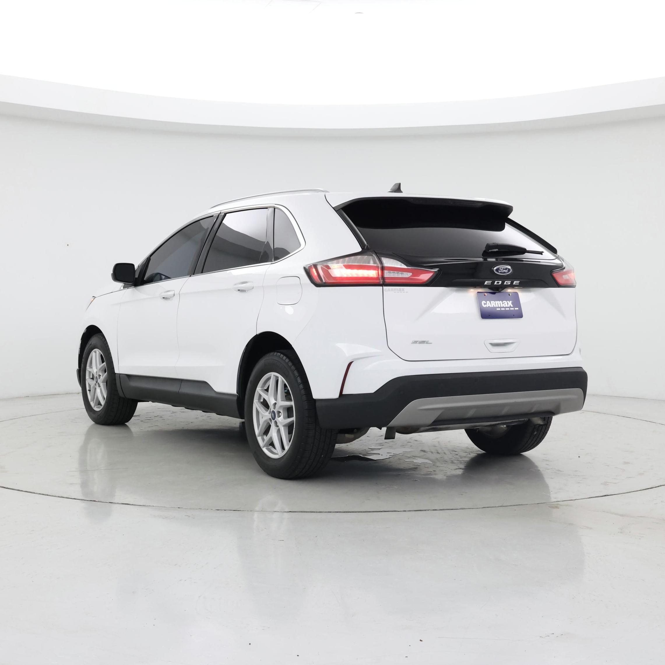 Thumbnail: 2021 Ford Edge - 2