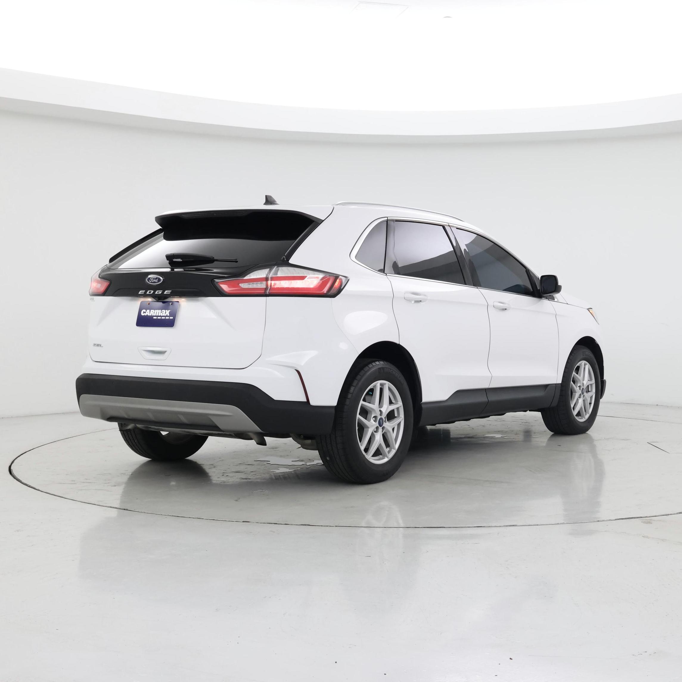 Thumbnail: 2021 Ford Edge - 8