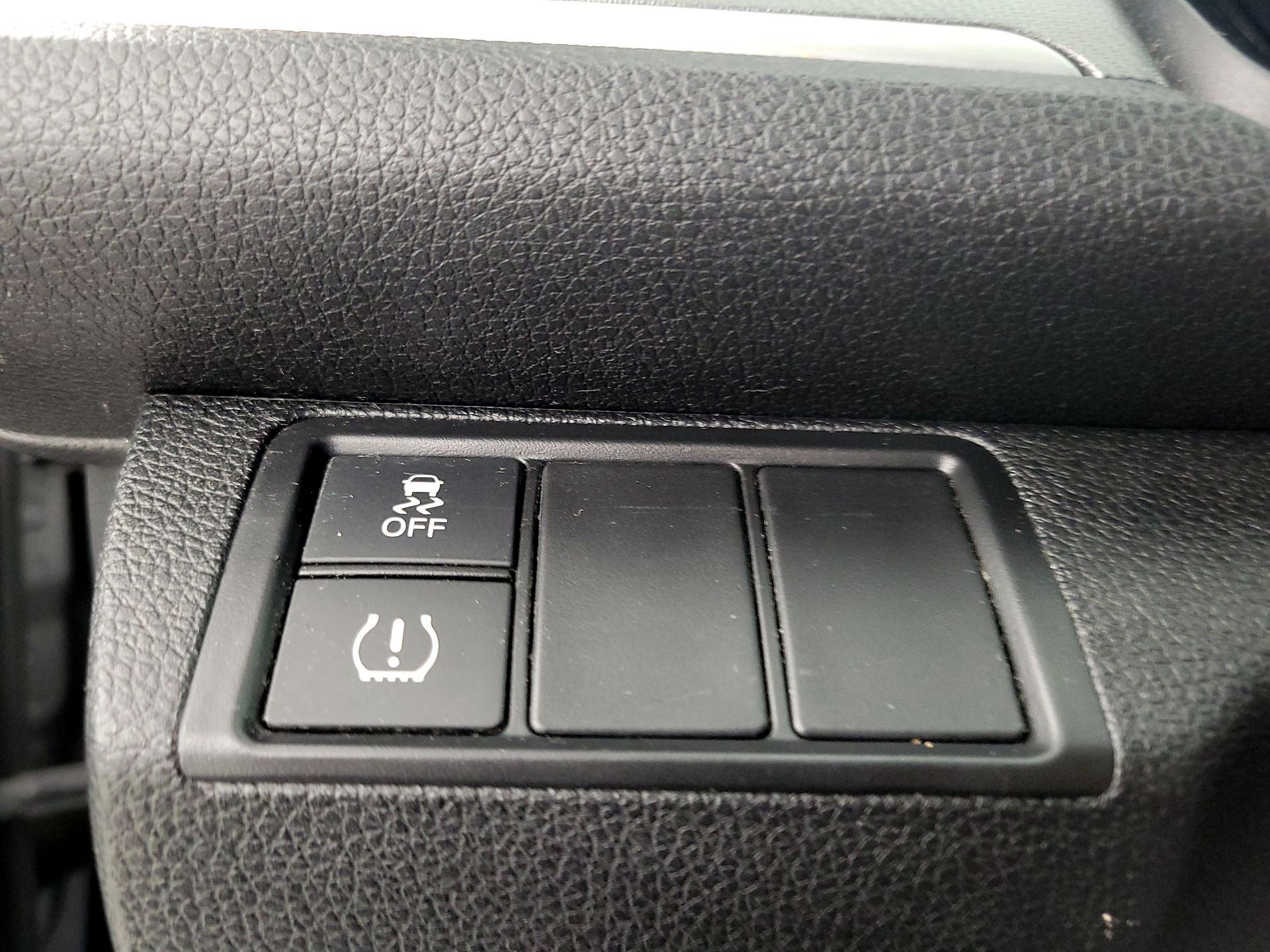 Thumbnail: 2018 Honda Civic - 13