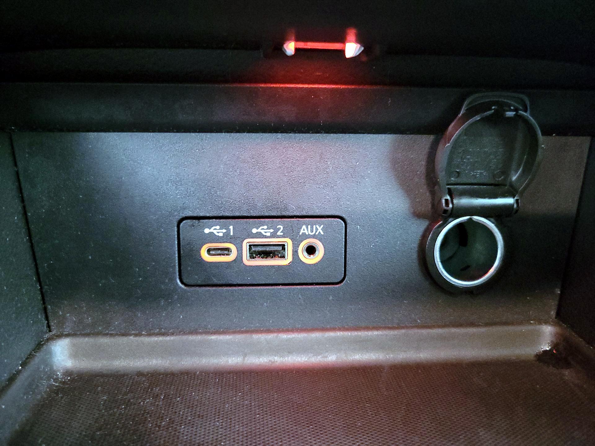 Thumbnail: 2021 Nissan Sentra - 18