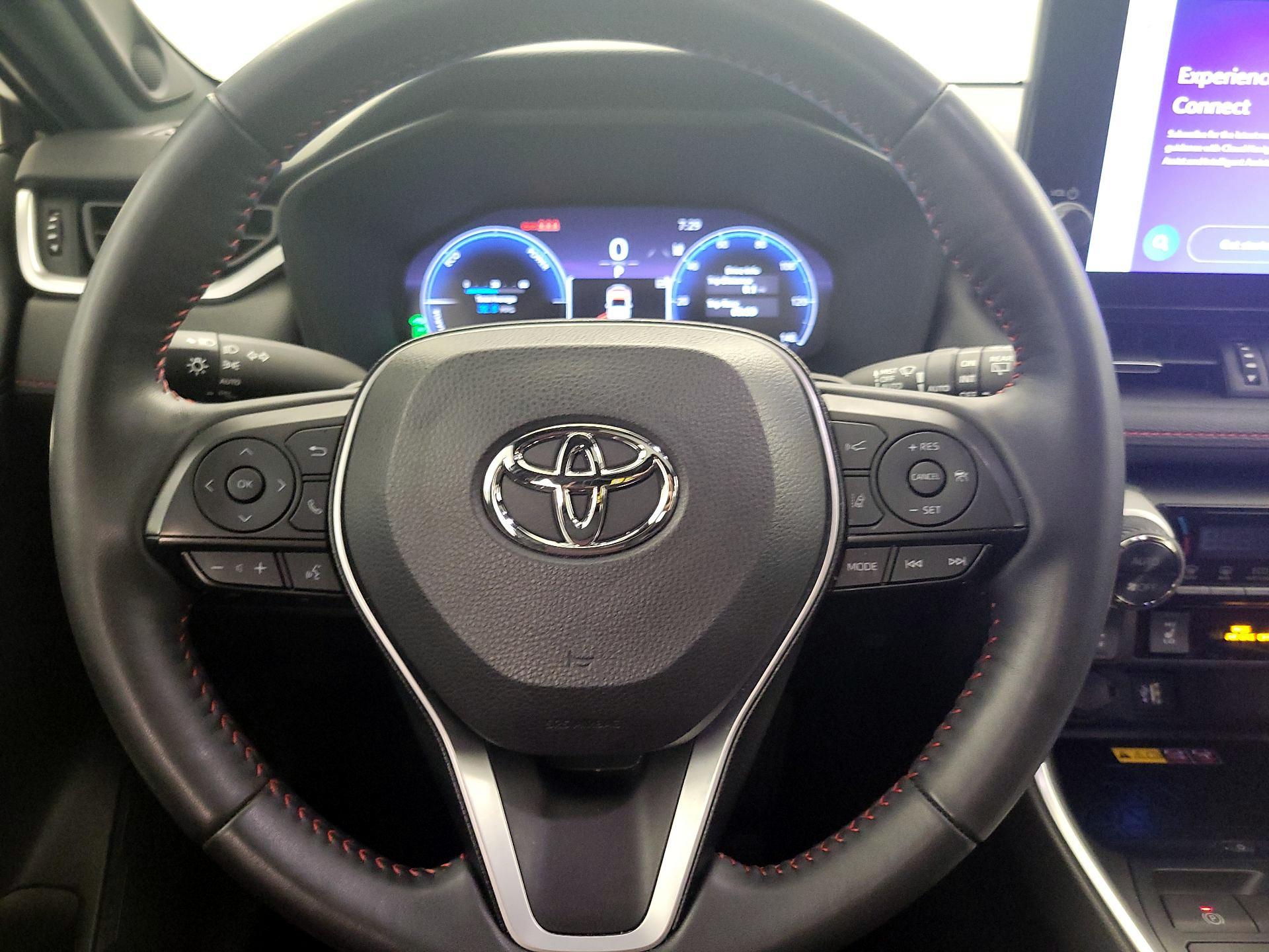 Thumbnail: 2024 Toyota RAV4 - 10