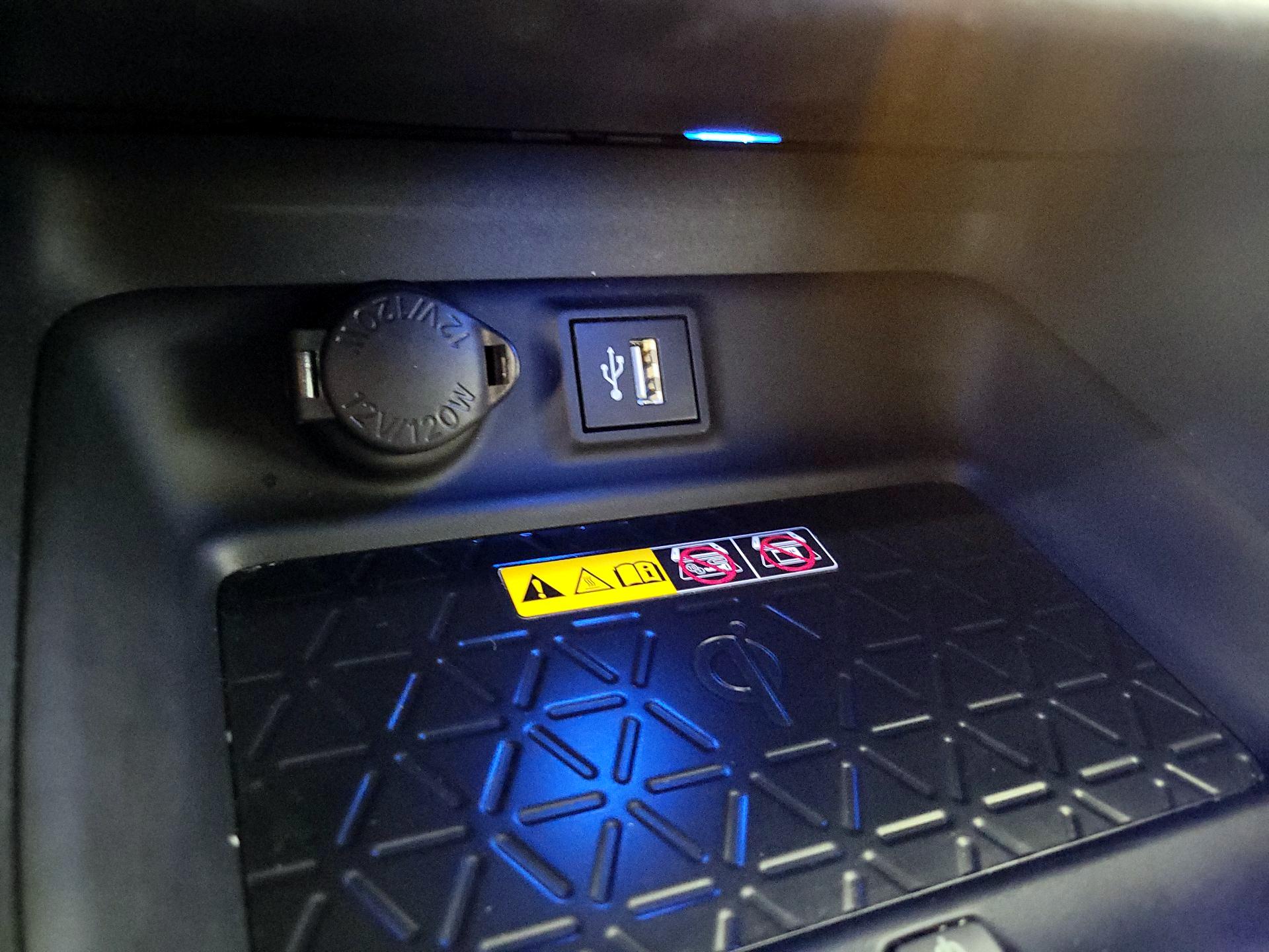 Thumbnail: 2024 Toyota RAV4 - 18