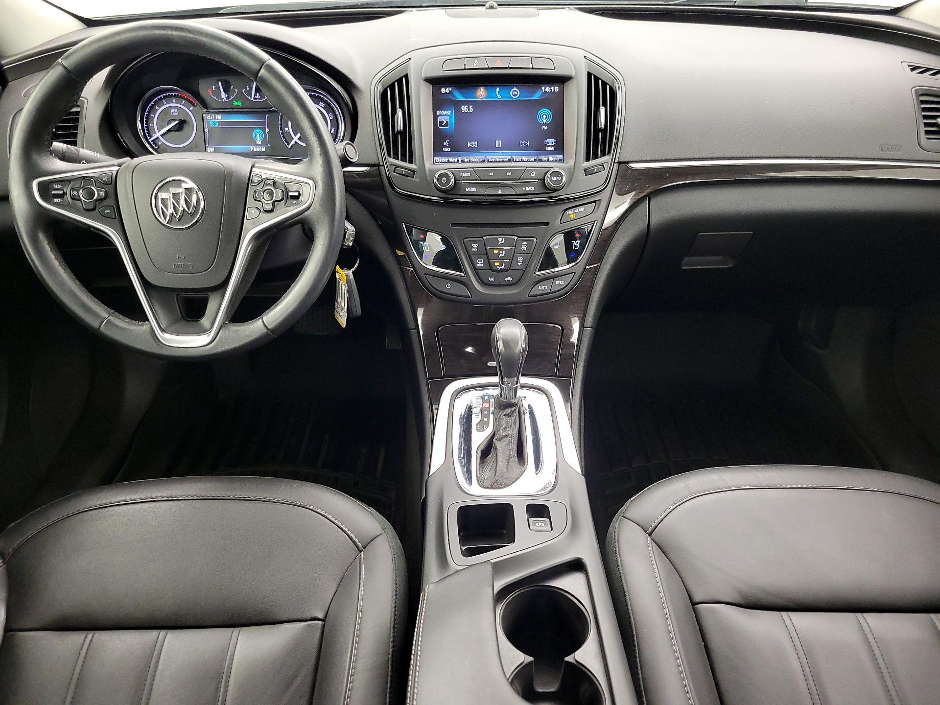 Thumbnail: 2015 Buick Regal - 9