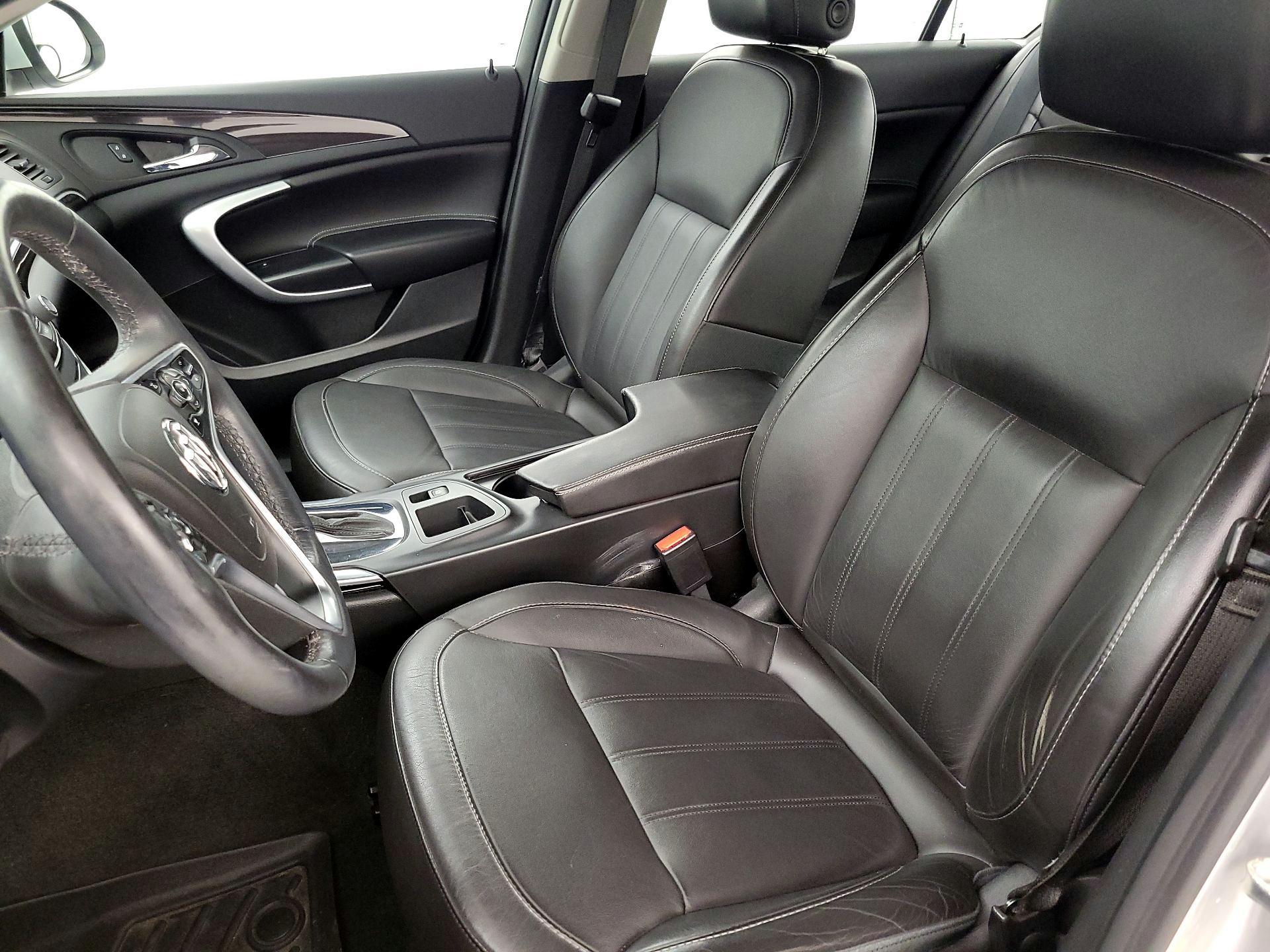 Thumbnail: 2015 Buick Regal - 11