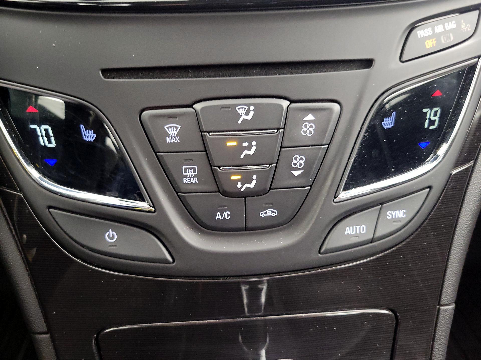 Thumbnail: 2015 Buick Regal - 16