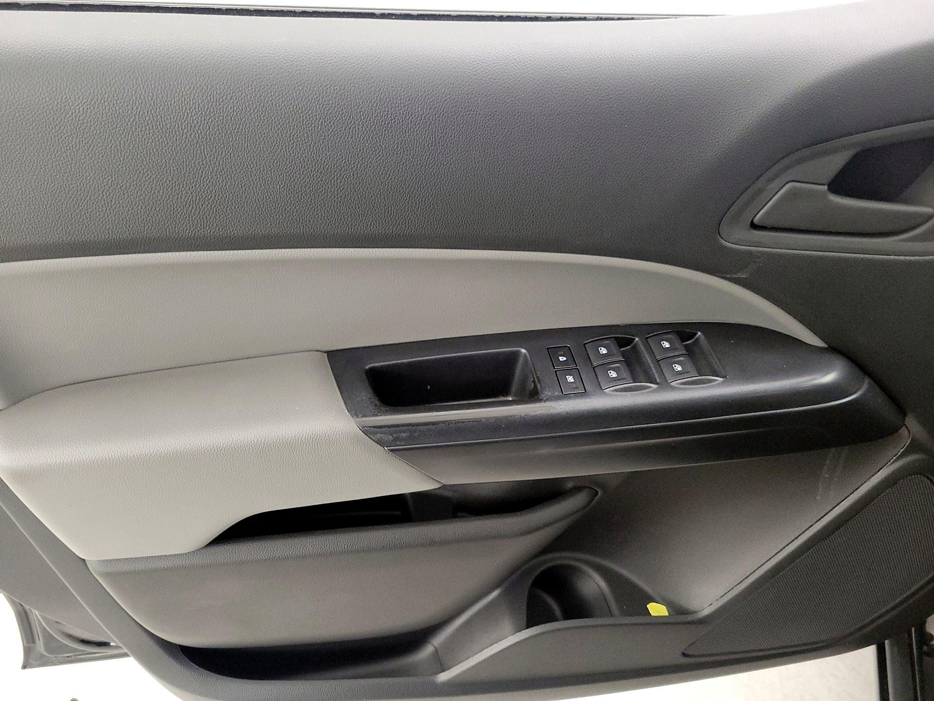 Thumbnail: 2016 GMC Canyon - 12