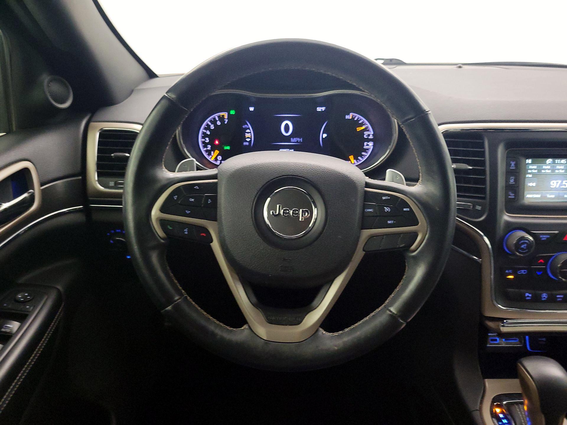 Thumbnail: 2017 Jeep Grand Cherokee - 10