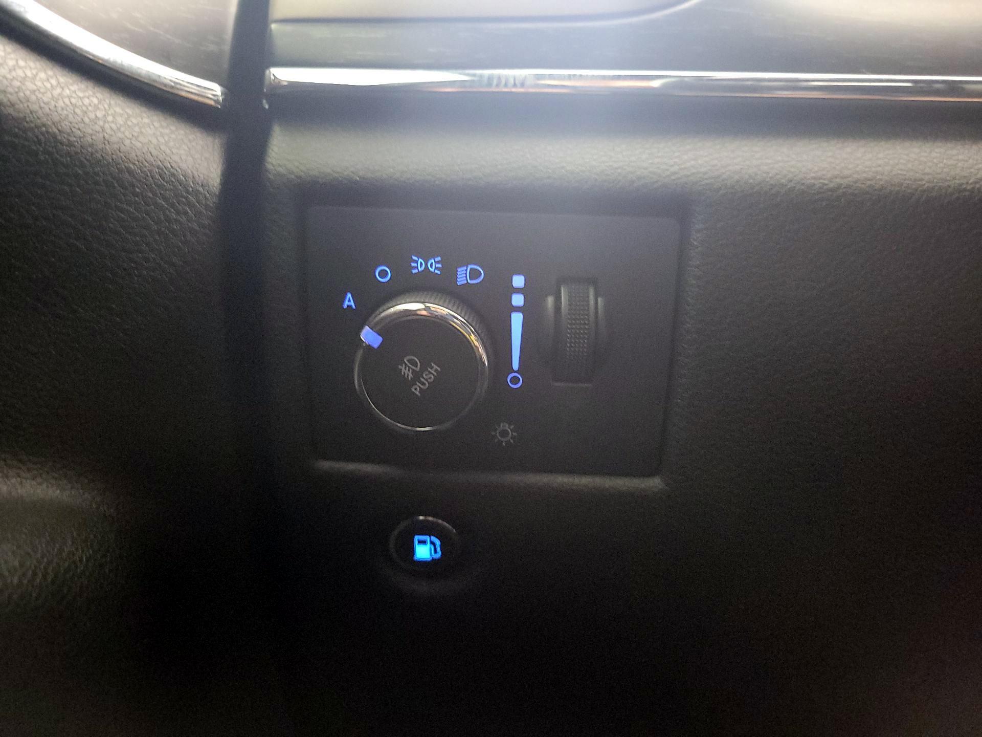 Thumbnail: 2017 Jeep Grand Cherokee - 13