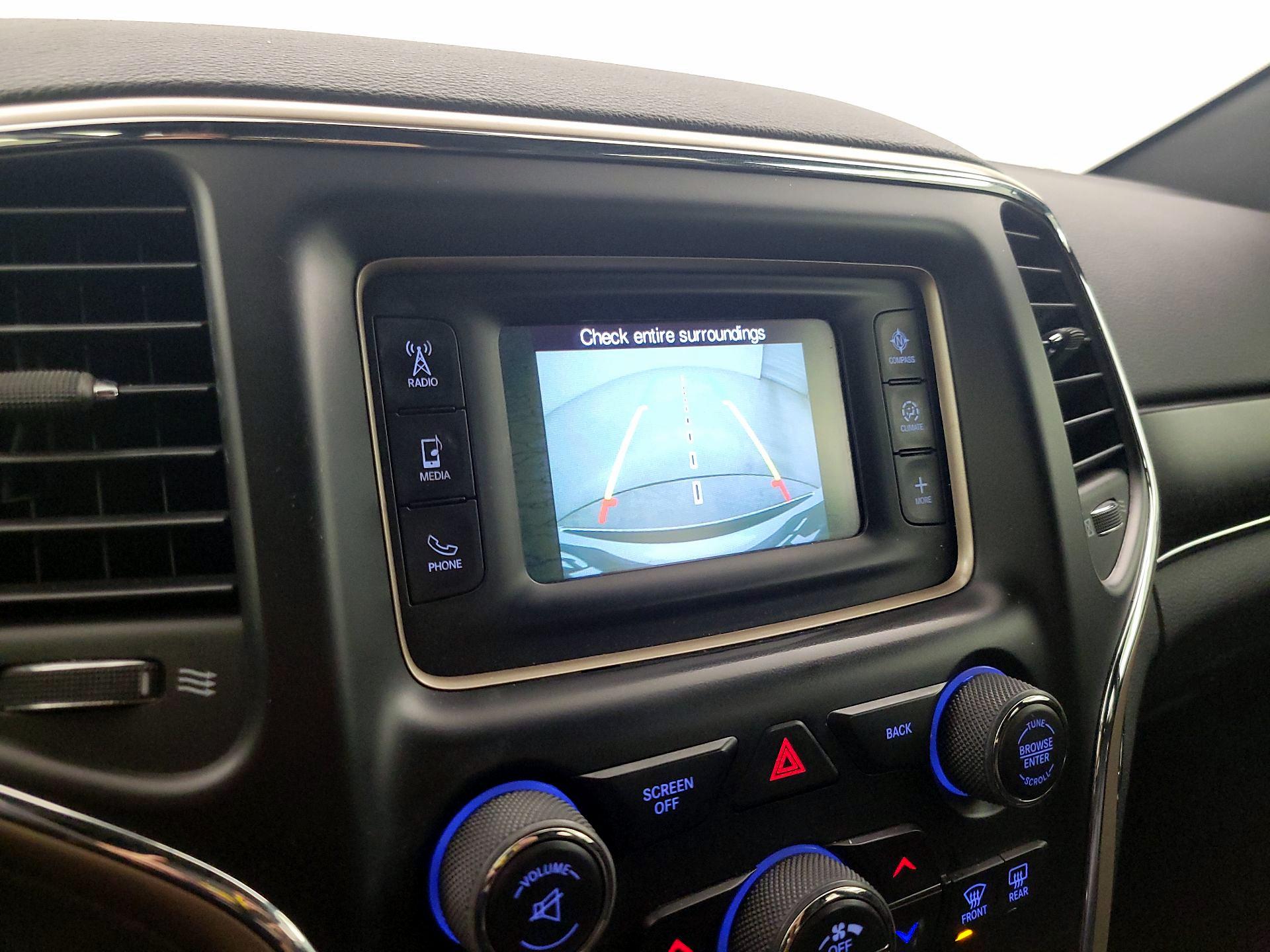 Thumbnail: 2017 Jeep Grand Cherokee - 14