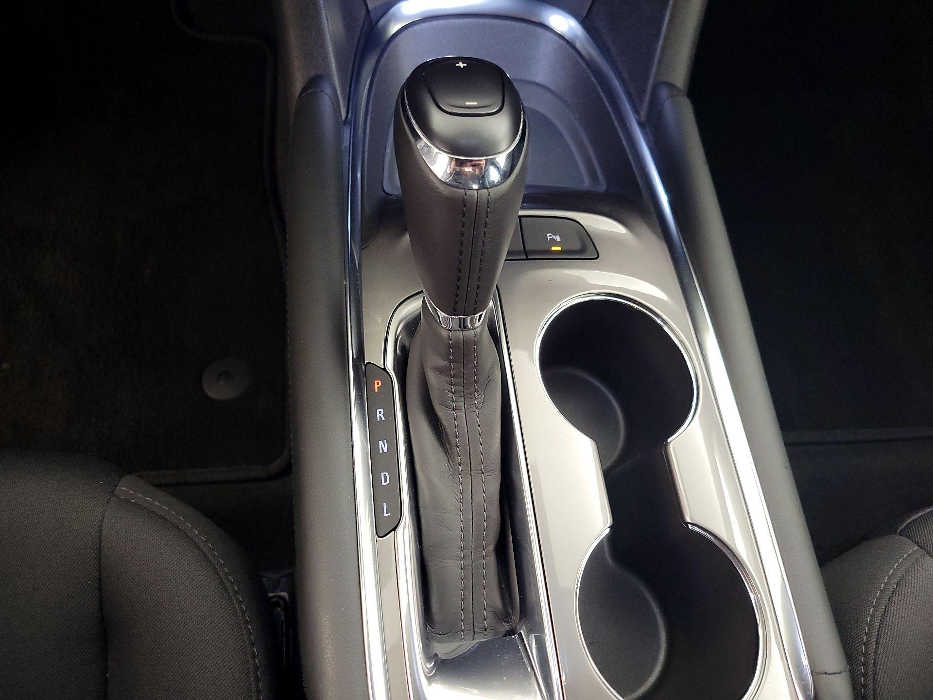 Thumbnail: 2016 Chevrolet Malibu - 17