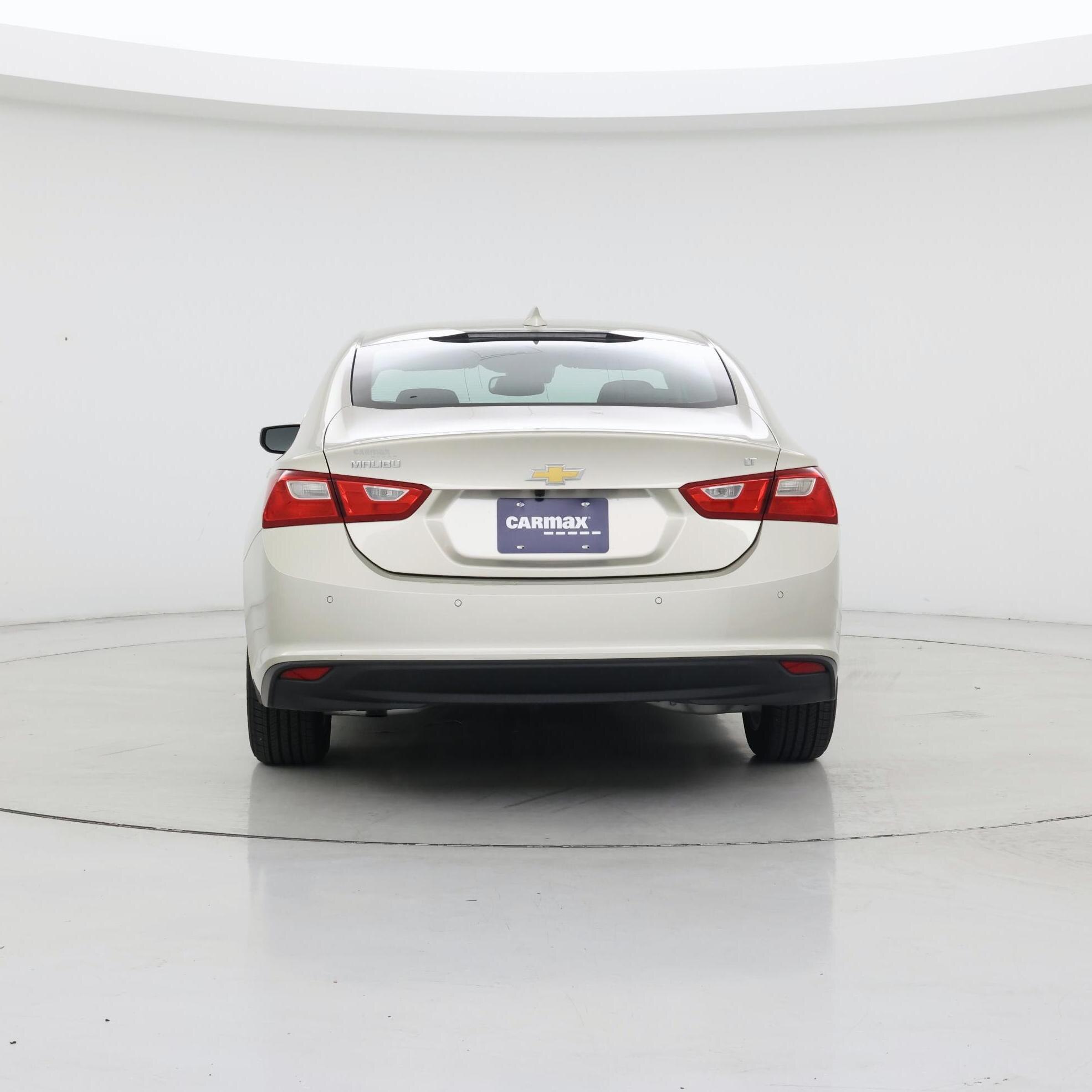 Thumbnail: 2016 Chevrolet Malibu - 6