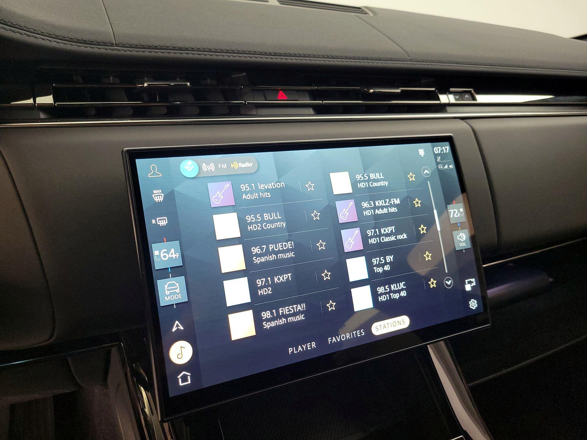 Thumbnail: 2024 Land Rover Range Rover Sport - 16