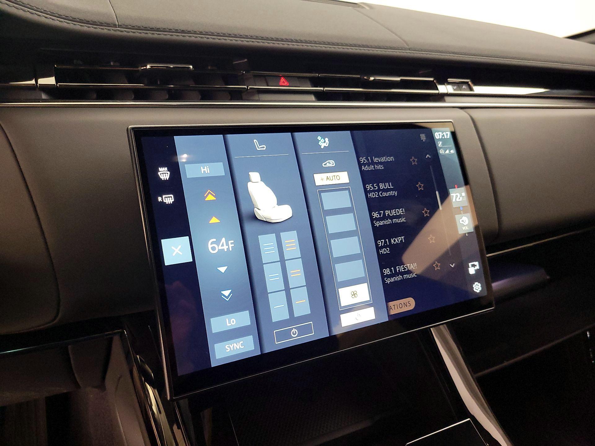 Thumbnail: 2024 Land Rover Range Rover Sport - 17